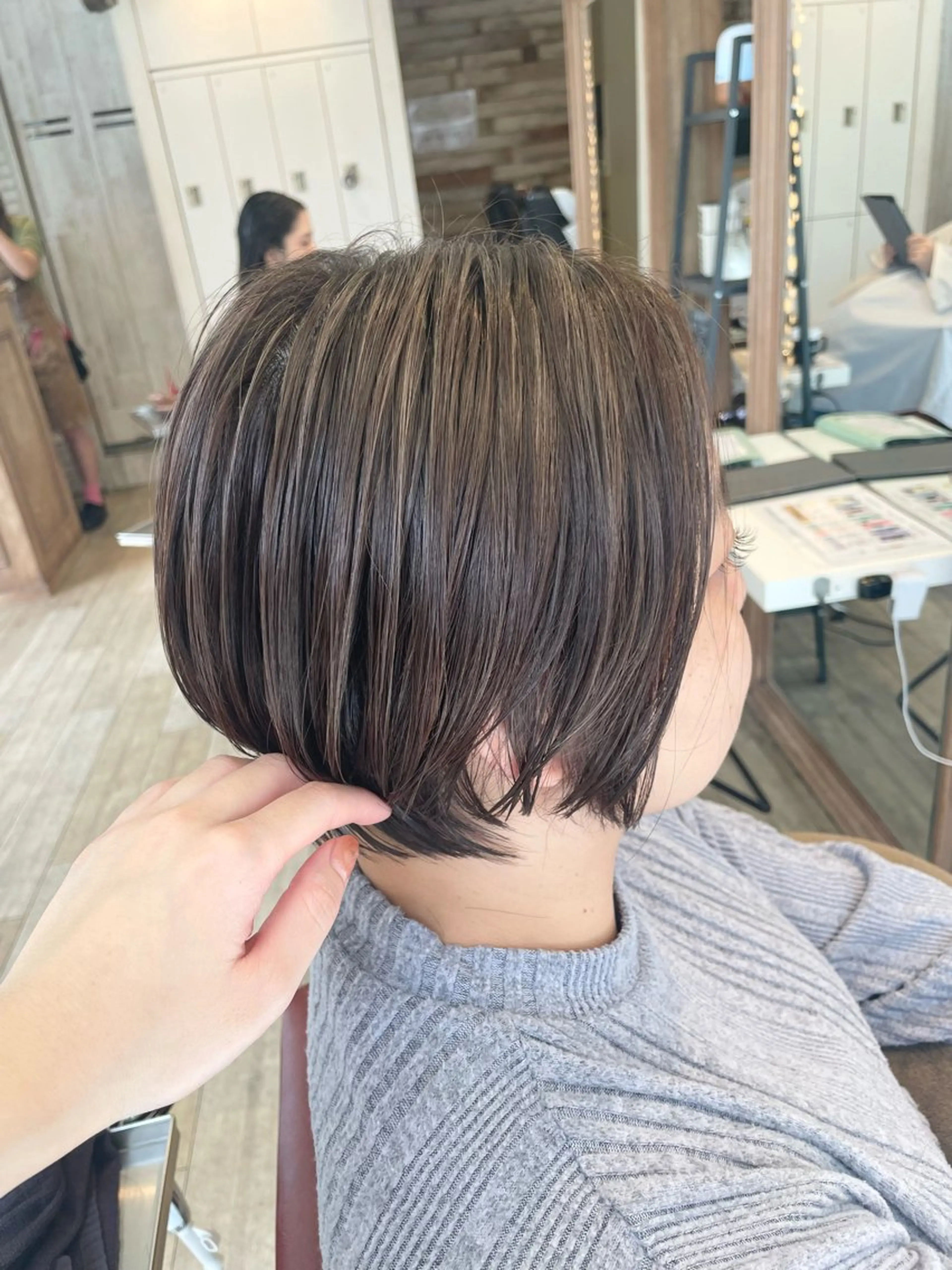 ショート カラー ハイライトカラー ハイライト ショートヘア ヘアカラー トリートメント ✨横須賀髪質改善✨️ 加藤 百音のヘアスタイル