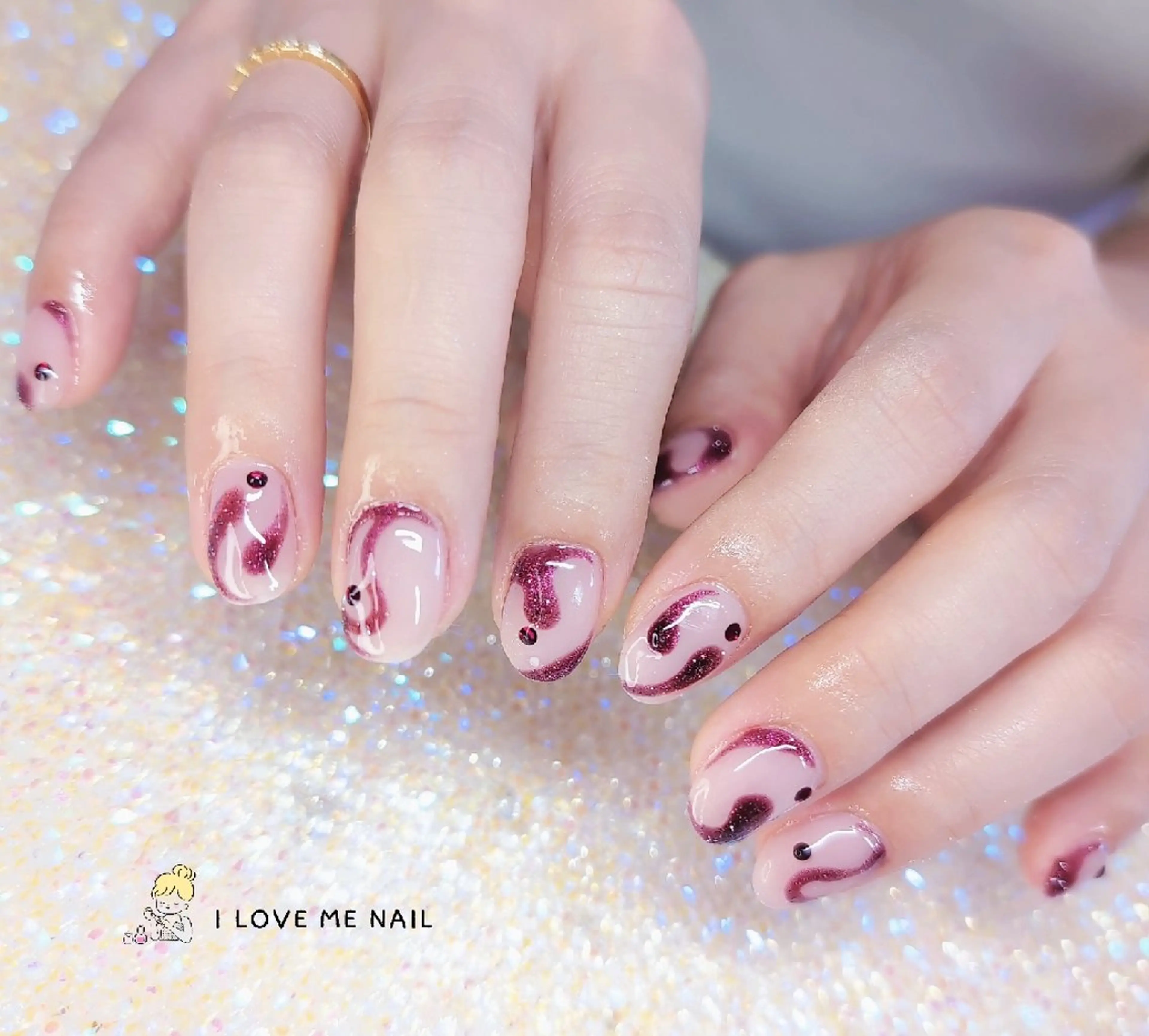 ネイル 長さ出し ハート 韓国ネイル マグネットネイル ニュアンスネイル ハンドネイル I LOVE ME NAIL.｡.:*♡のネイルデザイン