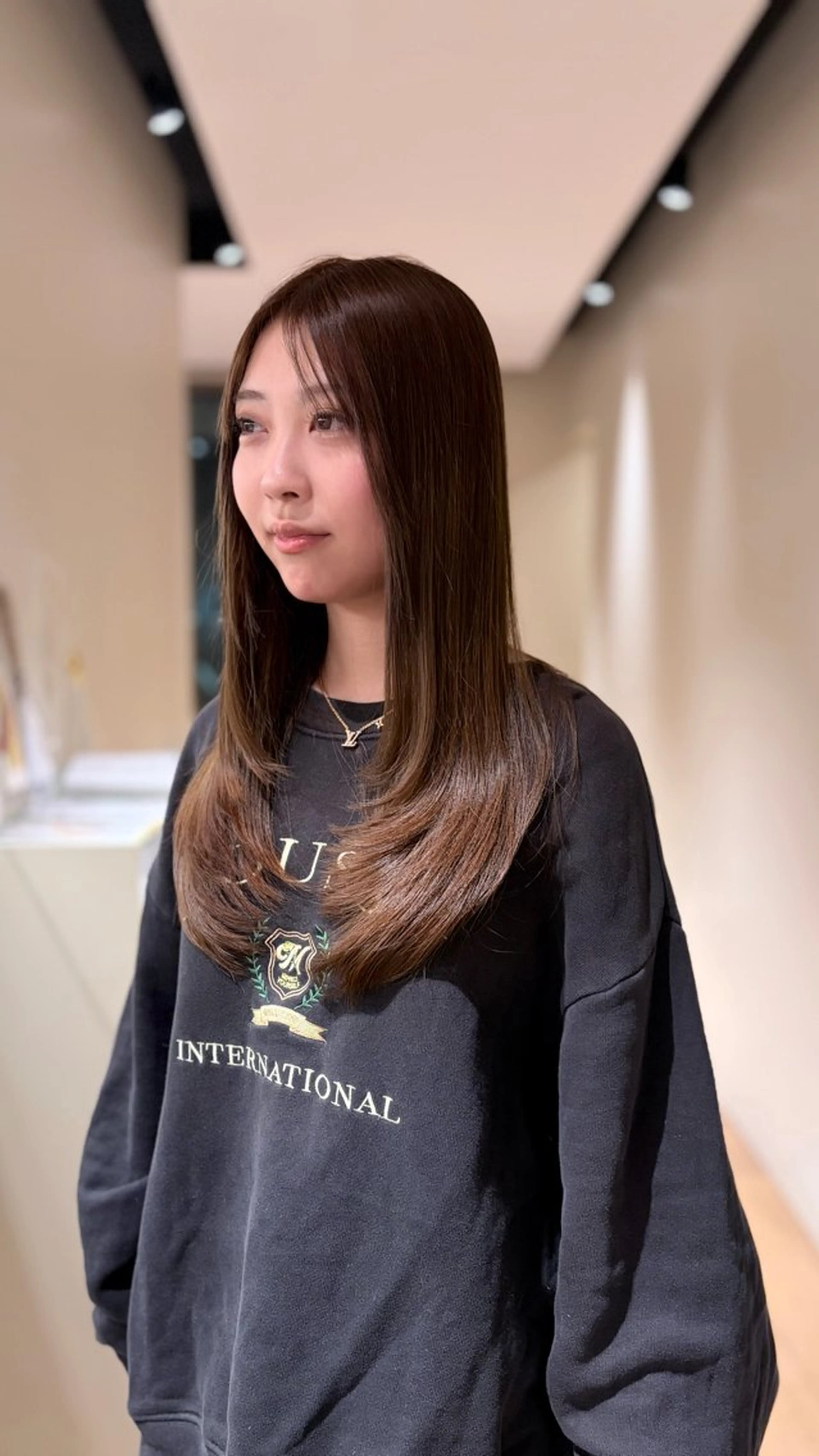 ロング レイヤーカット Raykyoto烏丸 kahoのヘアスタイル