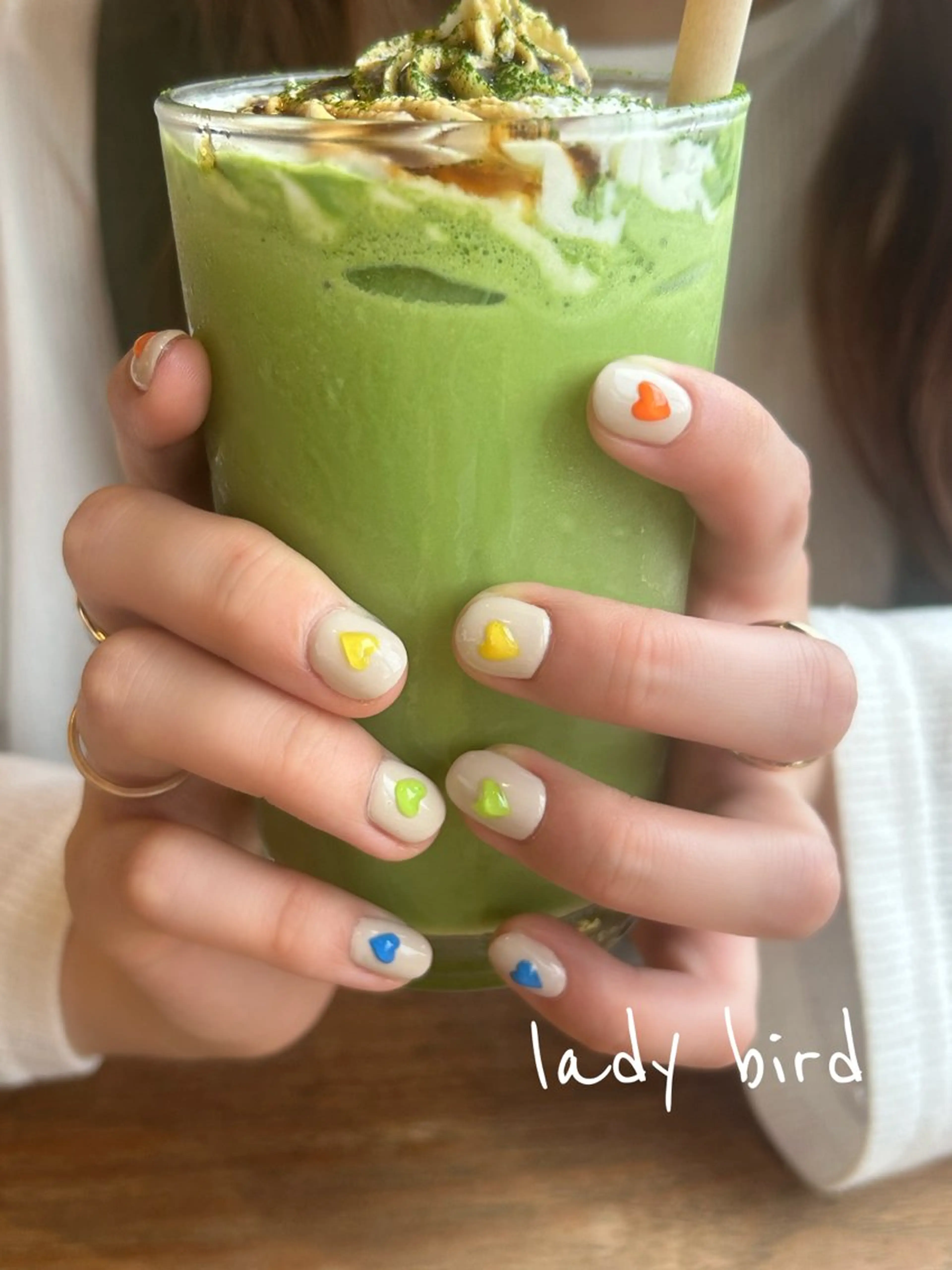 ネイル lady bird yoshieのネイルデザイン