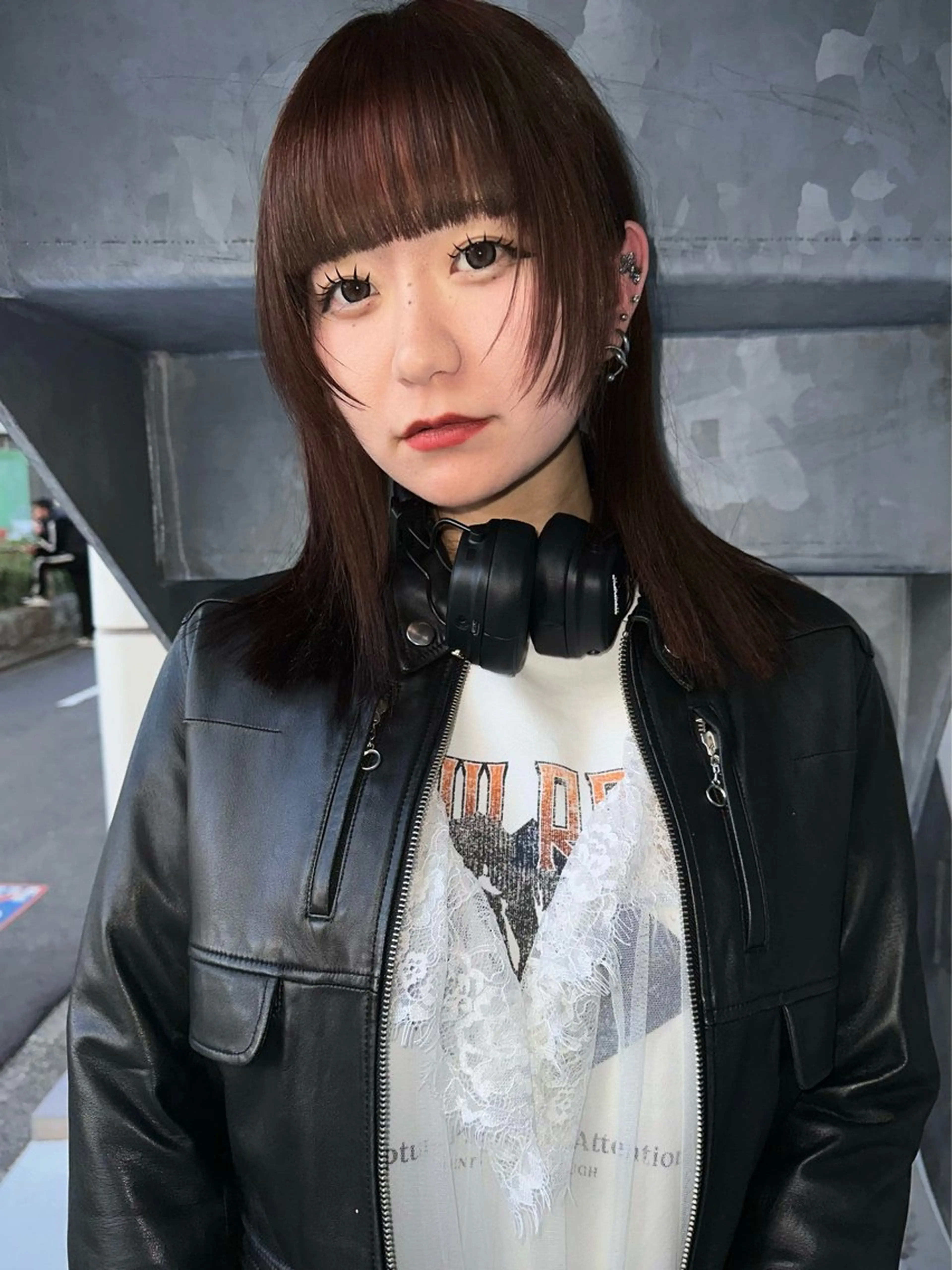 セミロング 顔周りカット 中野 莉子のヘアスタイル