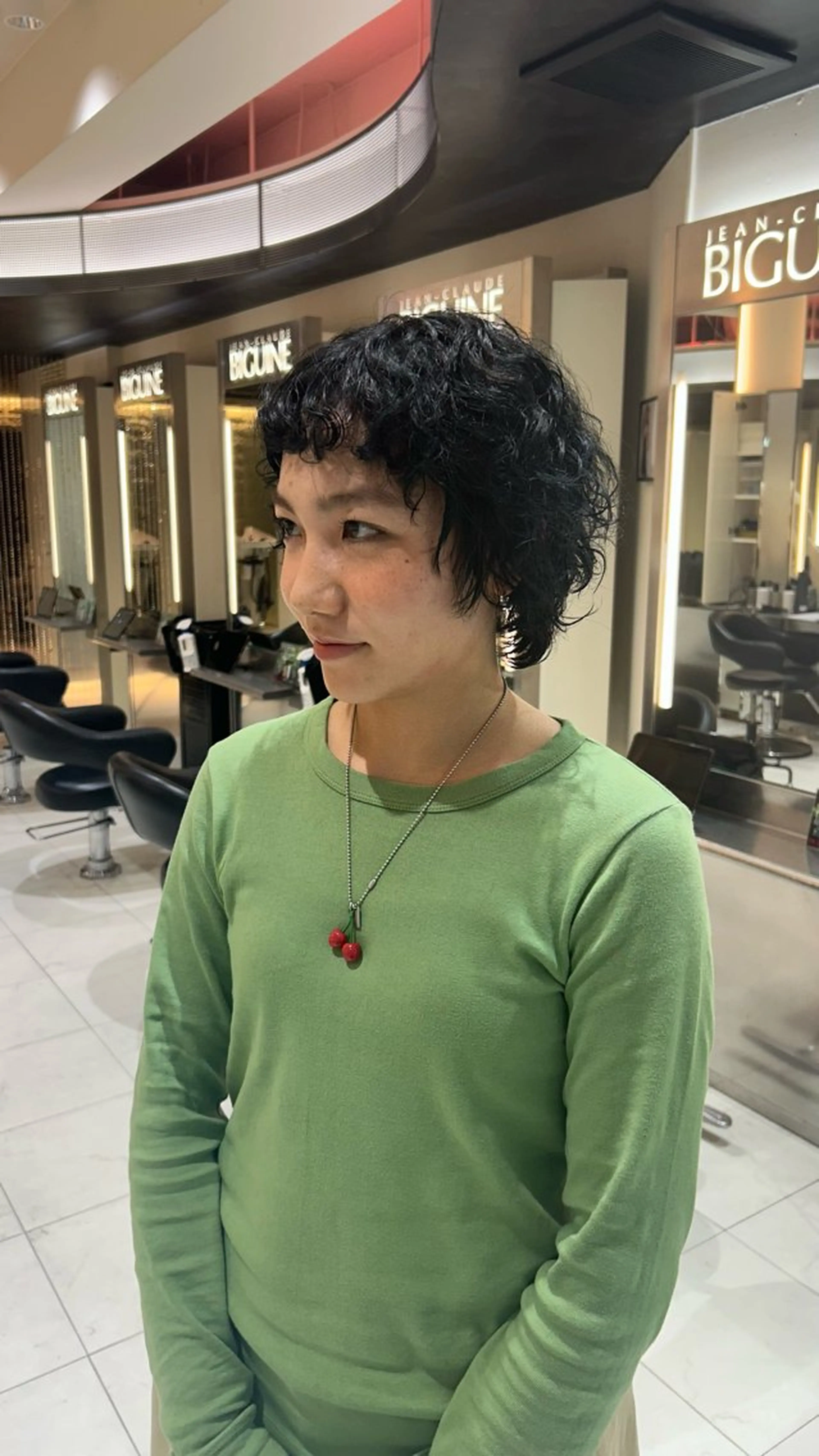 ショート カラー パーマ 🌼ハイトーン ちなつ🌼のヘアスタイル