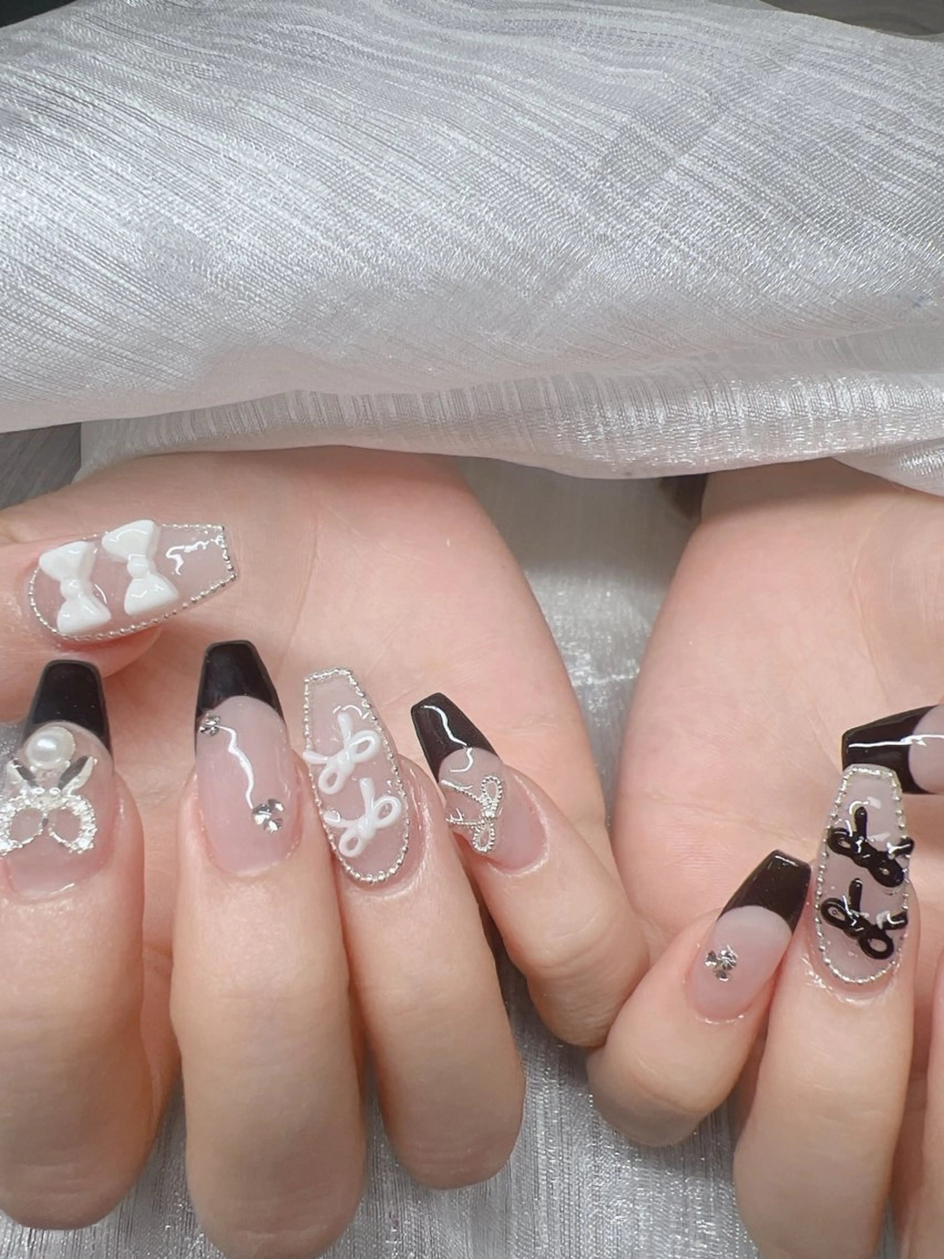 ネイル オーロラネイル チークネイル 長さ出し フットネイル フレンチネイル ハンドネイル Lee Nails チップ長さだし専門店のネイルデザイン