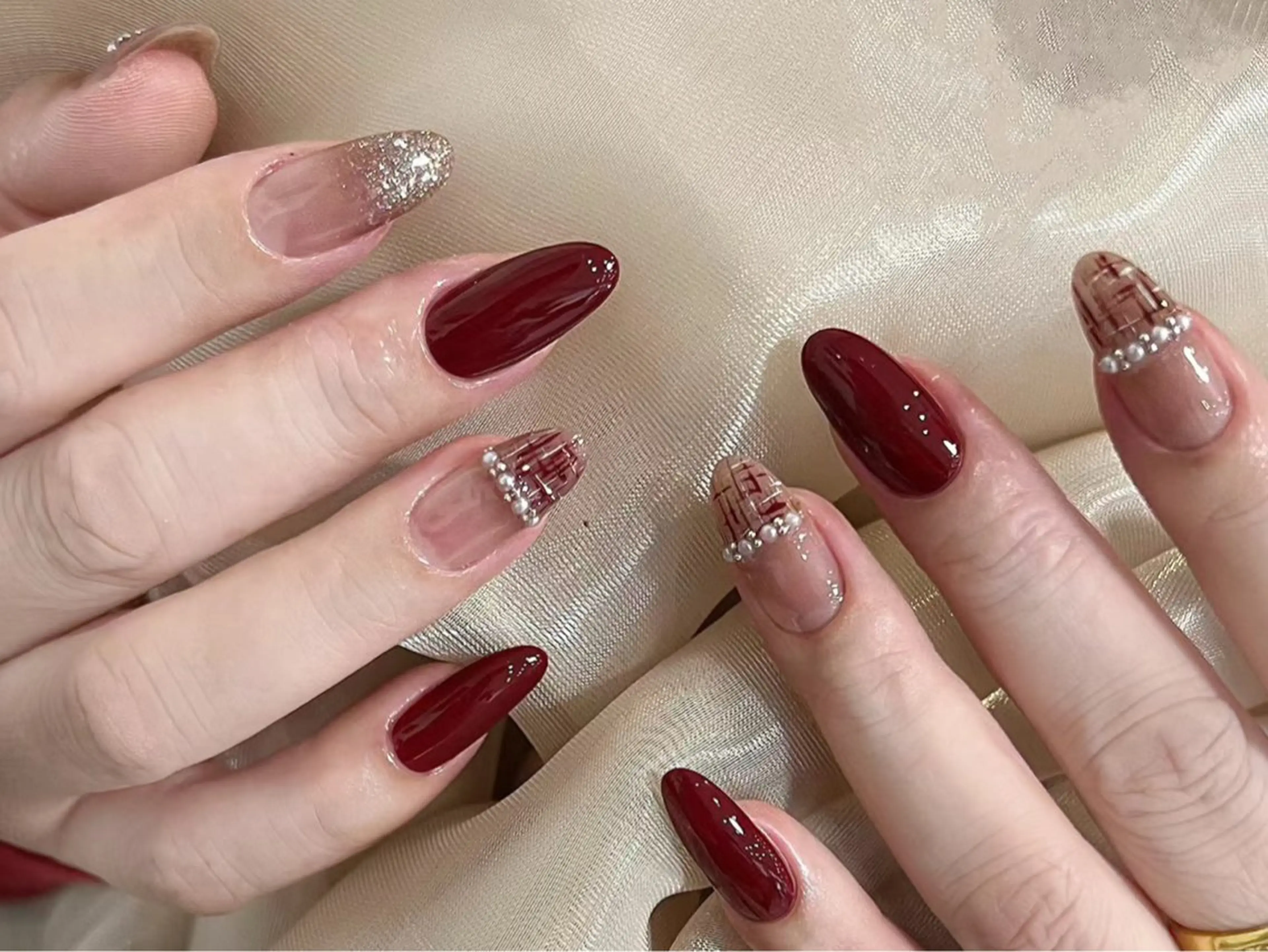 ネイル アートネイル チークネイル 長さ出し フットネイル ジェルネイル ハンドネイル ハンドケア ラッキーネイルサロン 西川口東口店のネイルデザイン