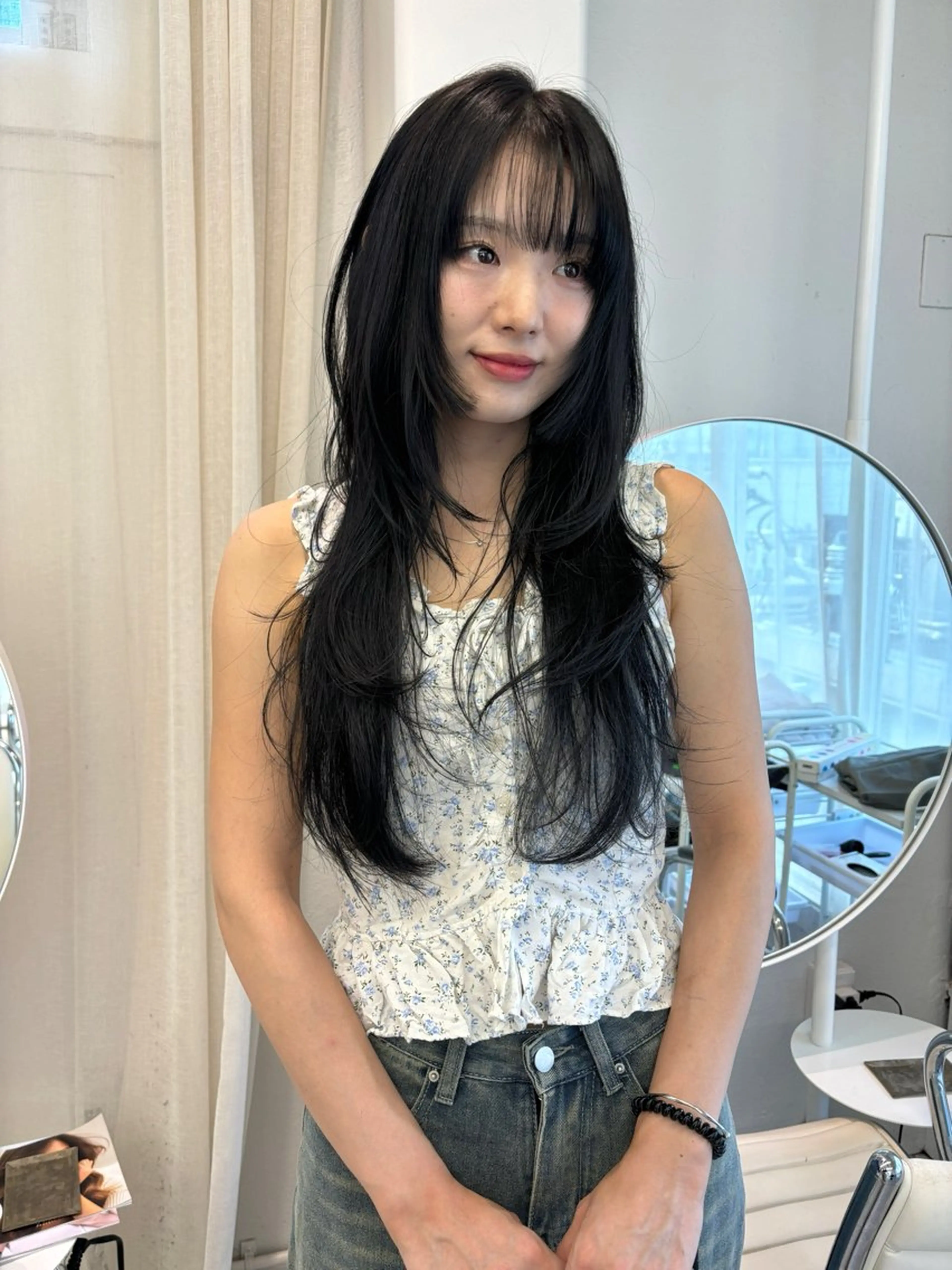 ロング カラー 韓国風ヘア レイヤーカット 小顔カット カット ヘアカラー トリートメント レイヤーカット🎀 kanaのヘアスタイル