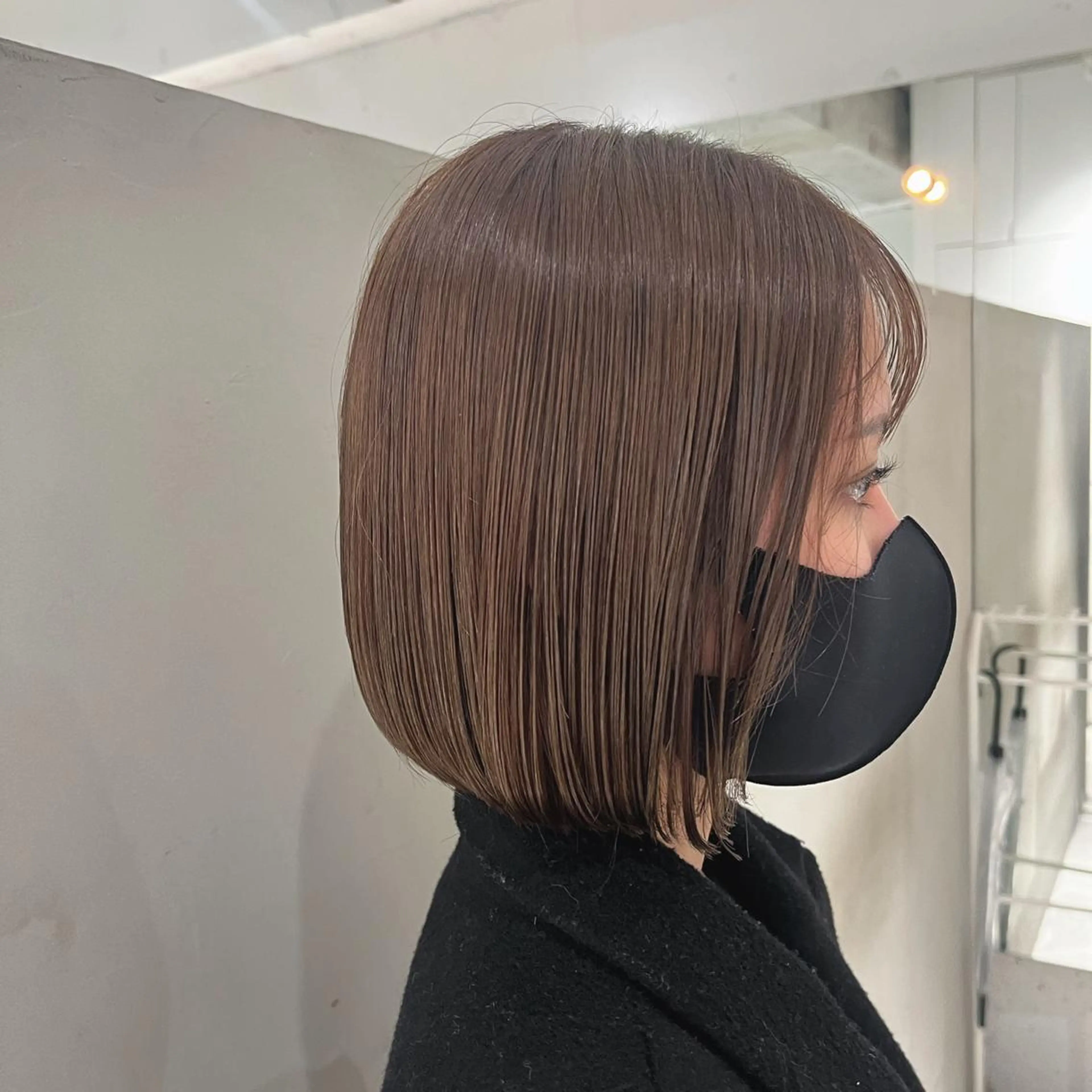 ショート カラー ショートボブ ベージュカラー ブラウンカラー 透明感カラー グレージュ ヘアカラー トリートメント ヘッドスパ ヘアセット カジュアルを女っぽく 𝗮𝘆𝗮𝗰𝗼のヘアスタイル