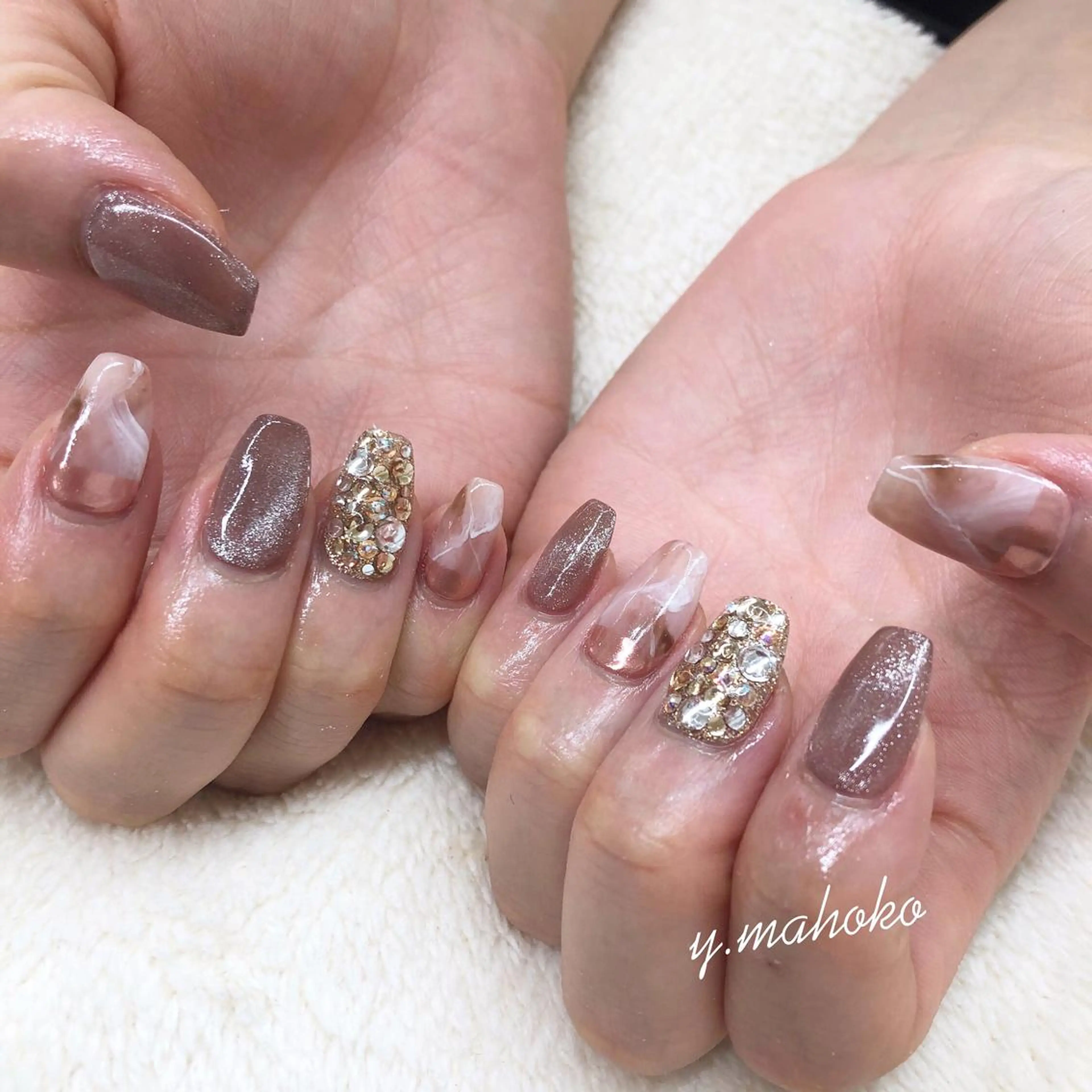ネイル マグネットネイル ハンドネイル She nail studio 原宿所属・パラジェル有/ スカルプ/mahoのネイルデザイン