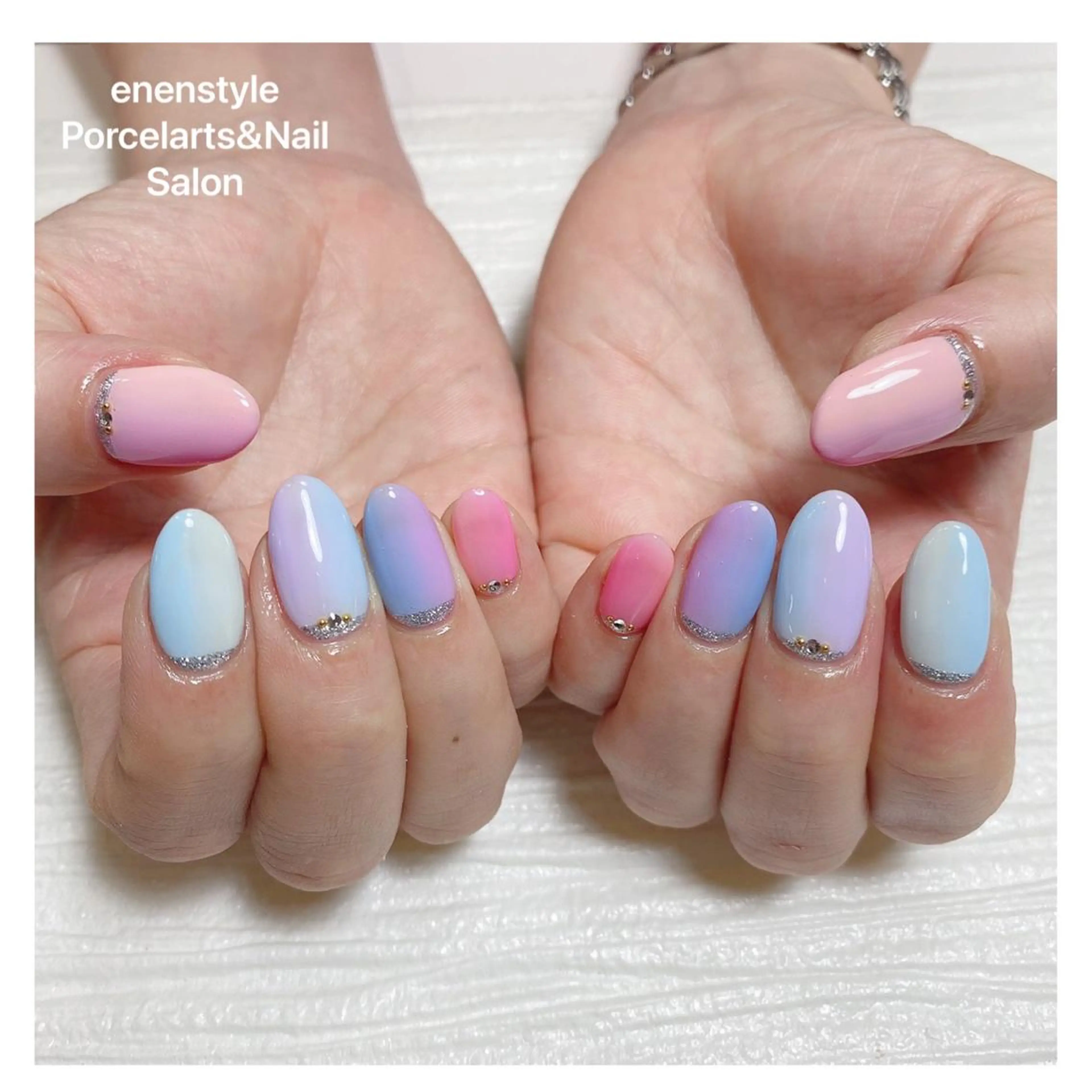 ミディアム ネイル ハンドネイル 👑enen style👑のネイルデザイン