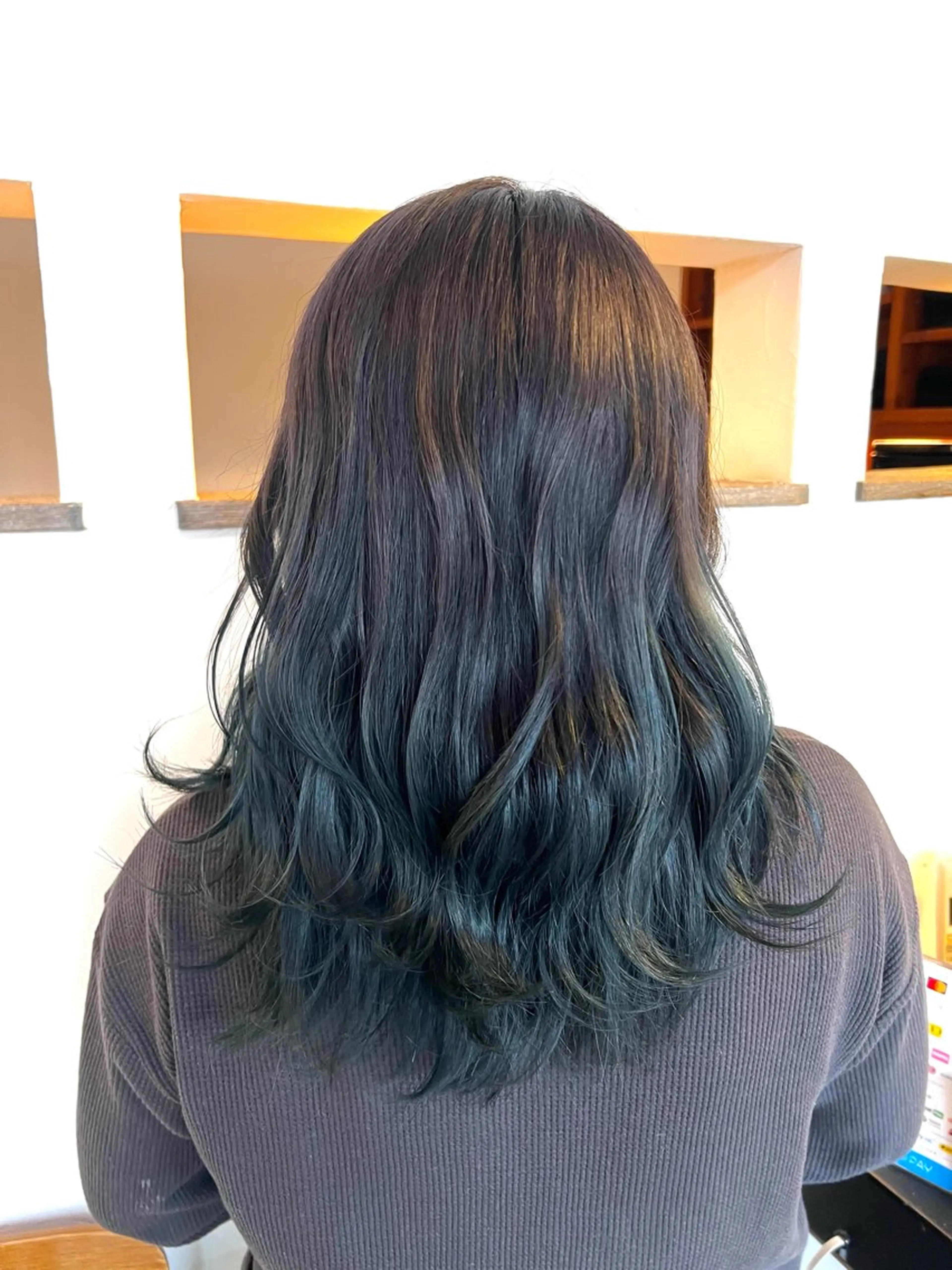 セミロング 佐藤 茉実のヘアスタイル