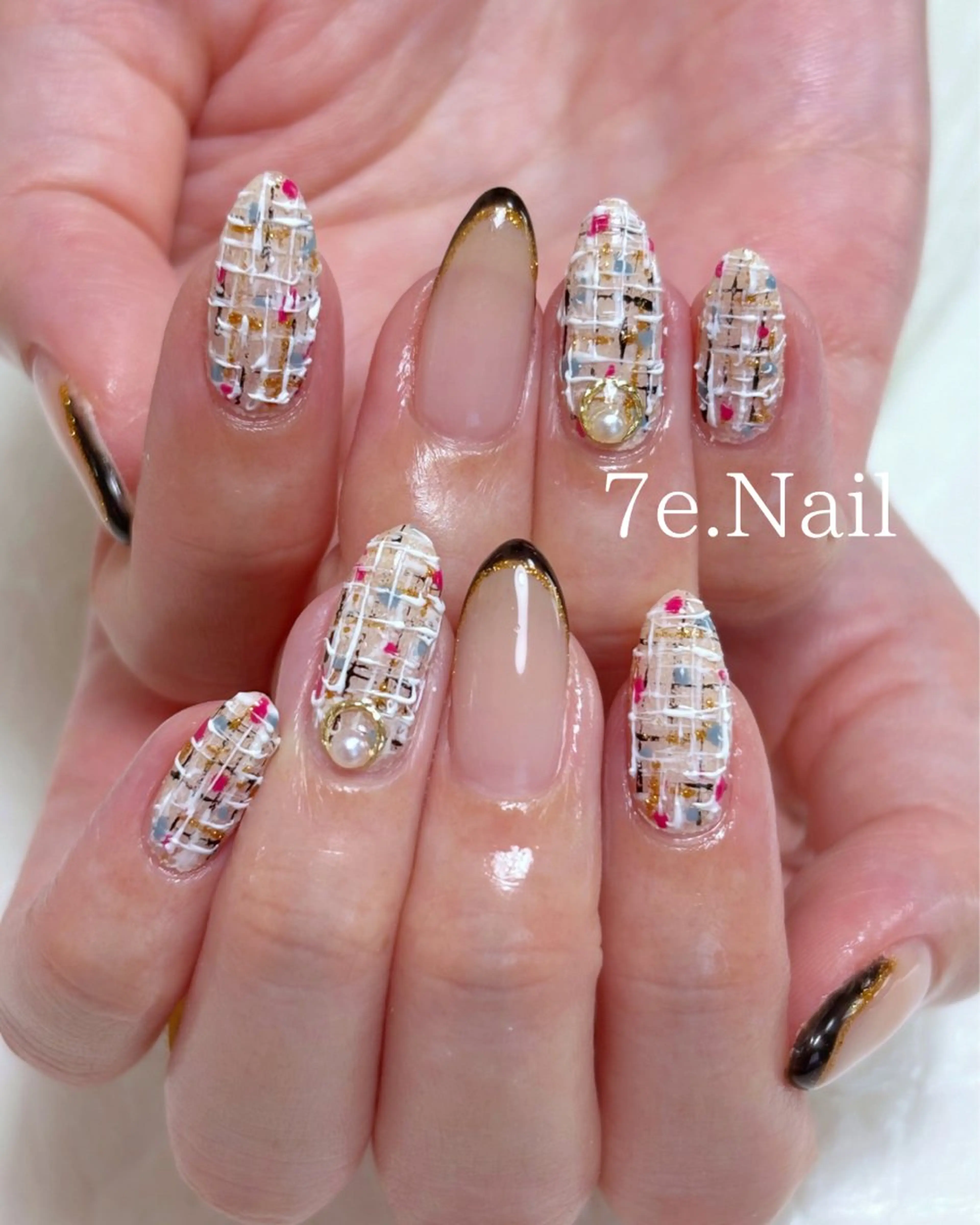 ネイル 7e. Nailのネイルデザイン