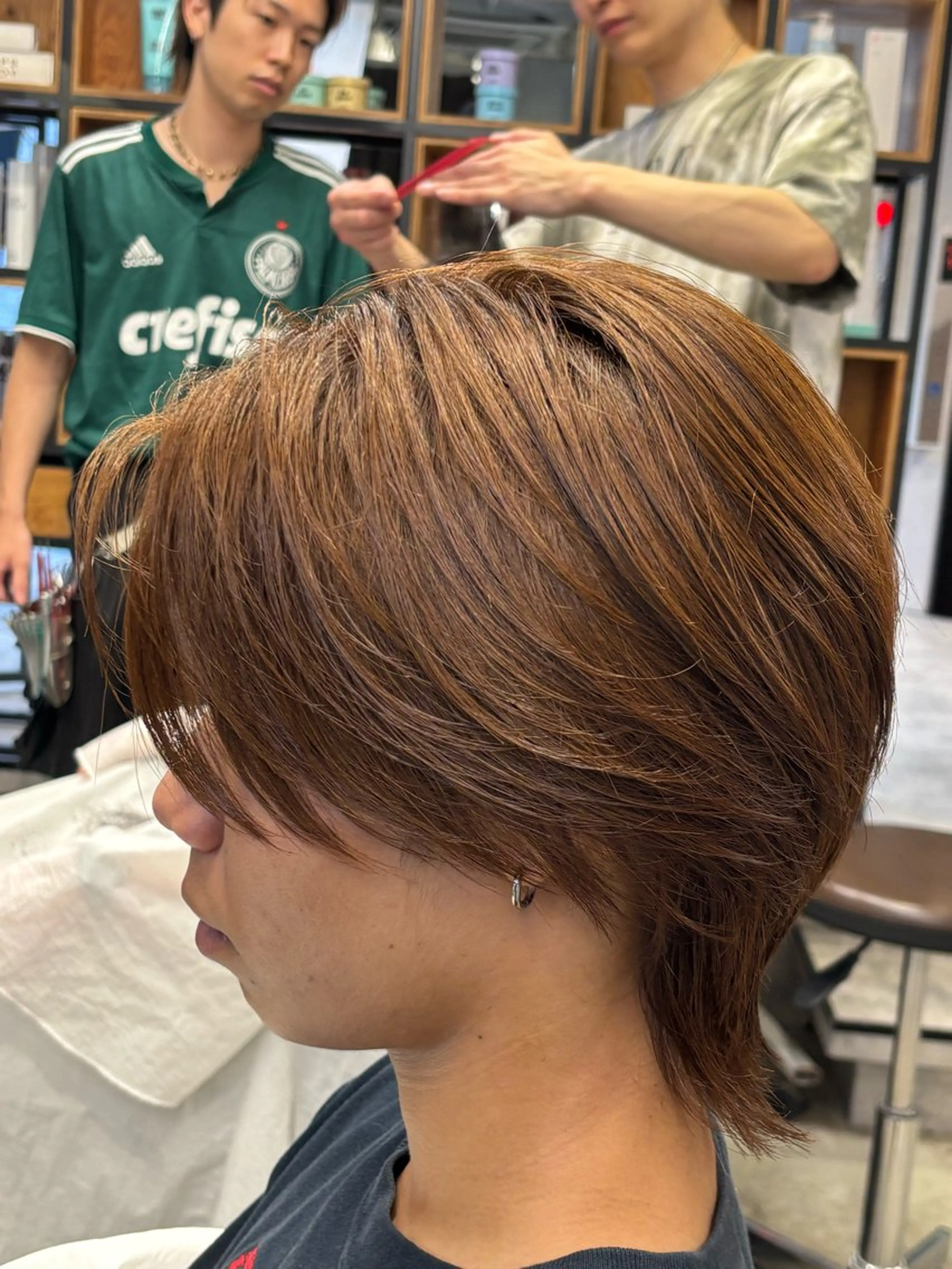 ミディアム カット ルーズ／シャドウパー マ／似合わせカットのヘアスタイル