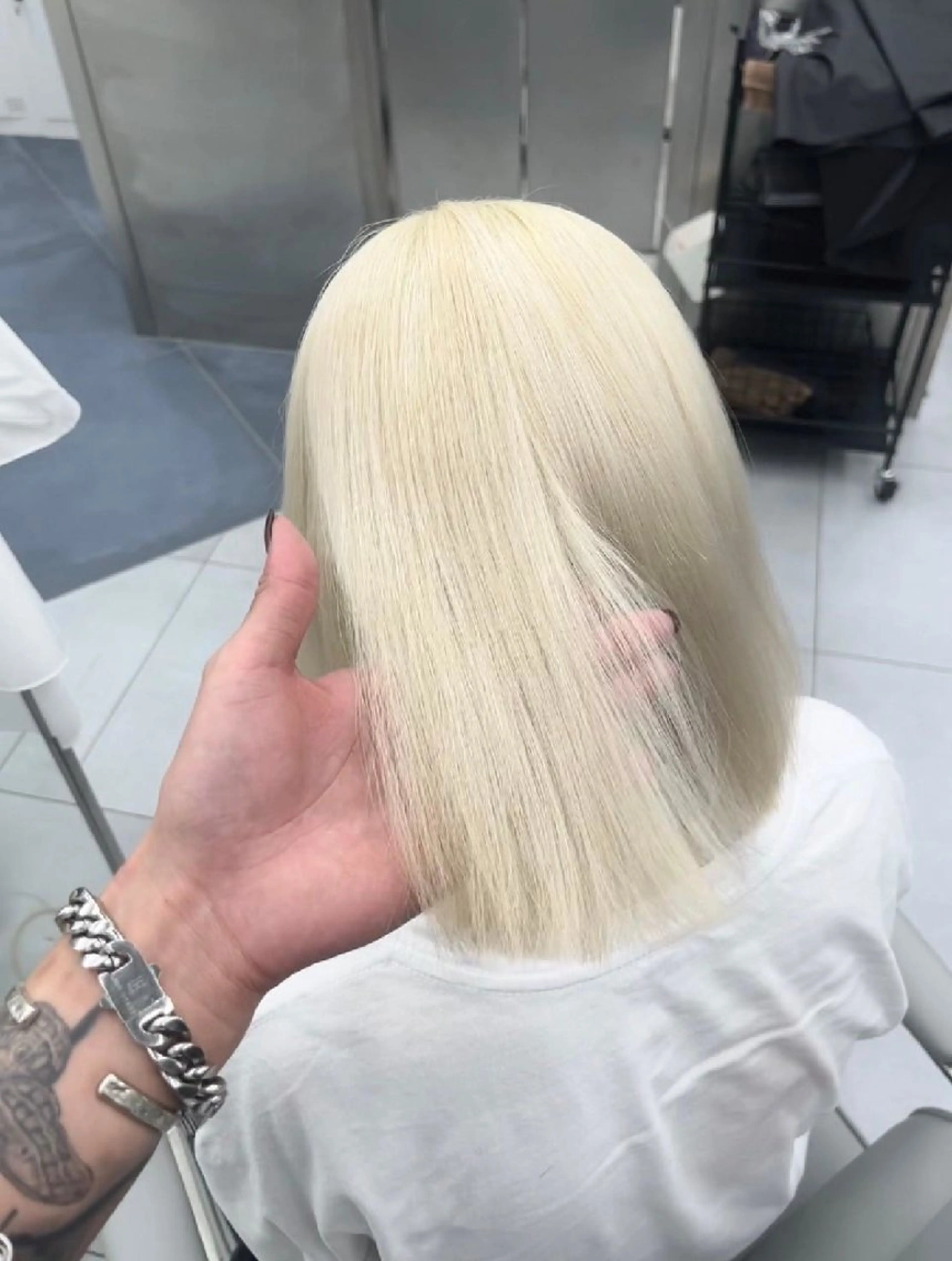 セミロング カラー ハイトーンカラー TRIELA 池袋所属・⛓️TRIELA池袋 FUKA⛓️のヘアスタイル