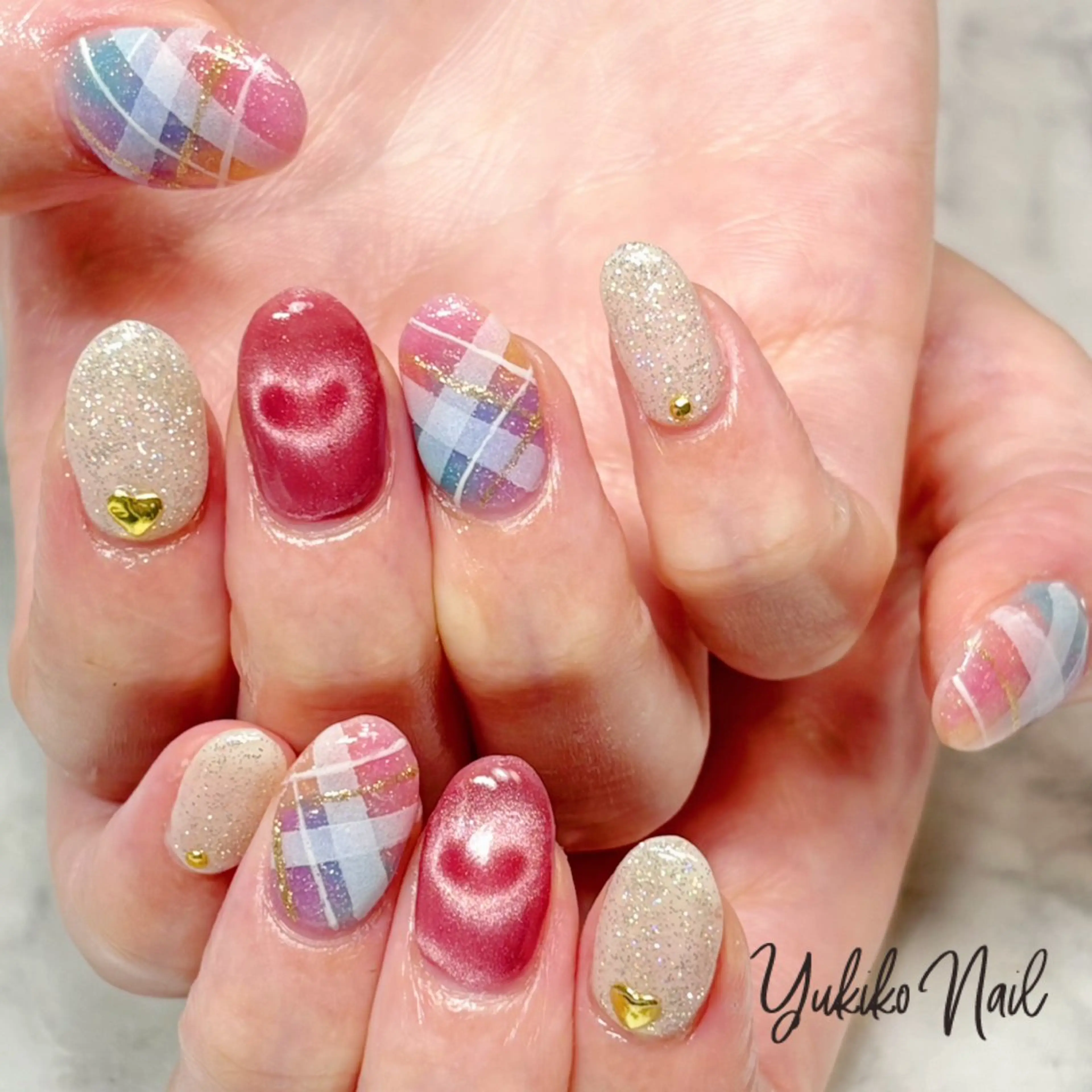 ネイル ハート マグネットネイル ピンク ハンドネイル ユキコ ネイルのネイルデザイン