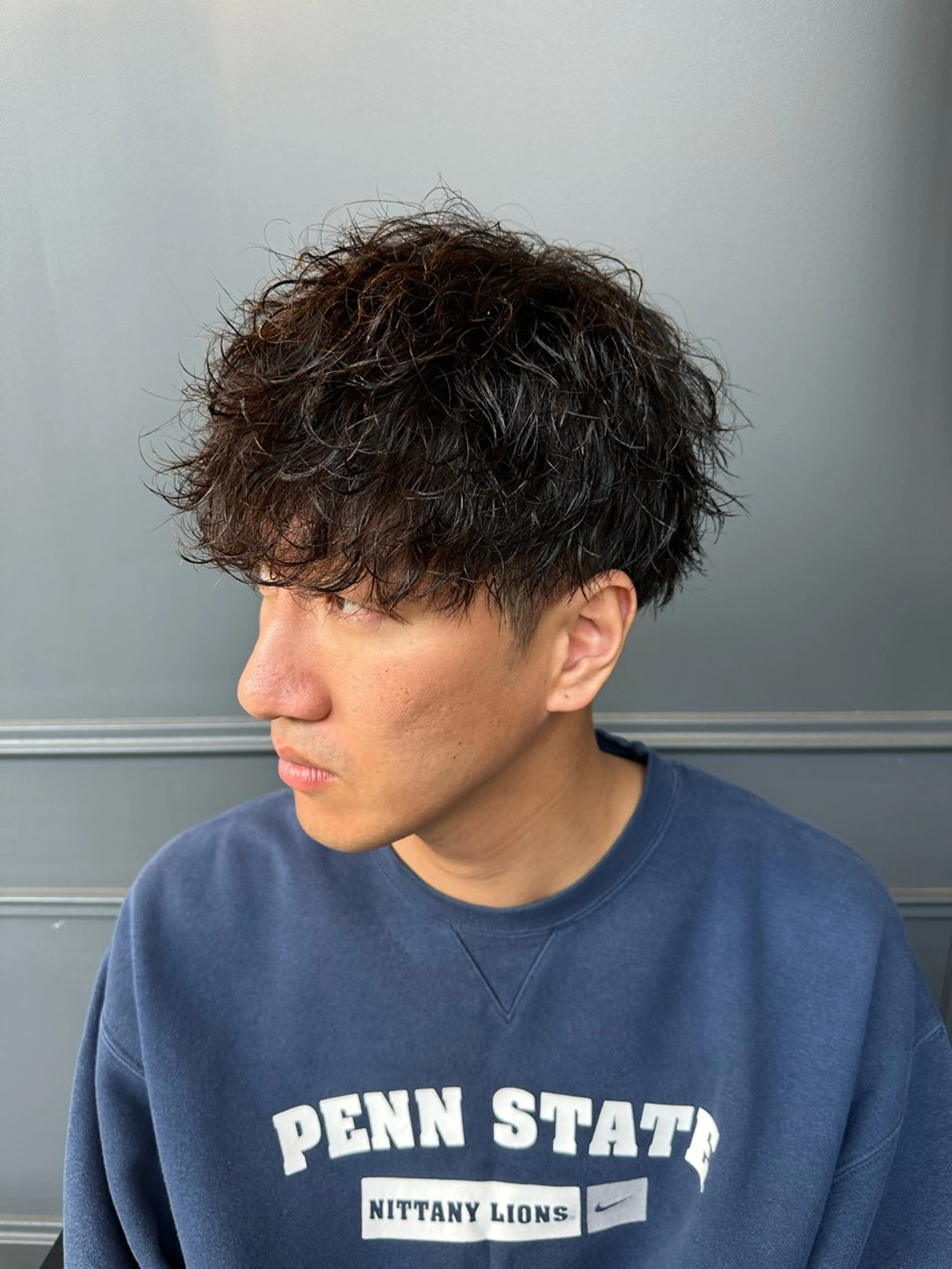 ショート パーマ メンズ 波巻きパーマ カット パーマ 平内 賢人のヘアスタイル