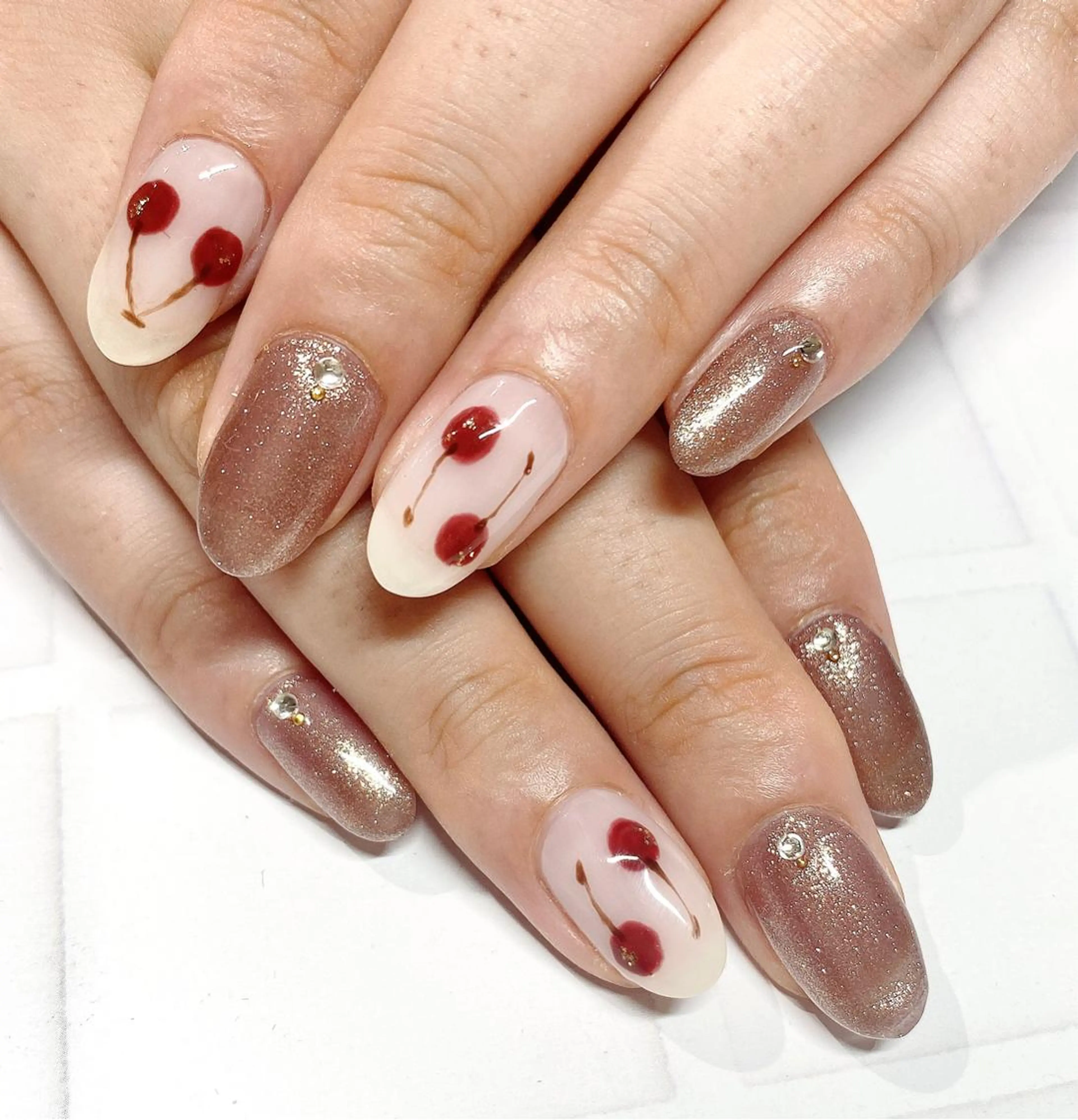 ネイル 新宿南口 hitomiのネイルデザイン