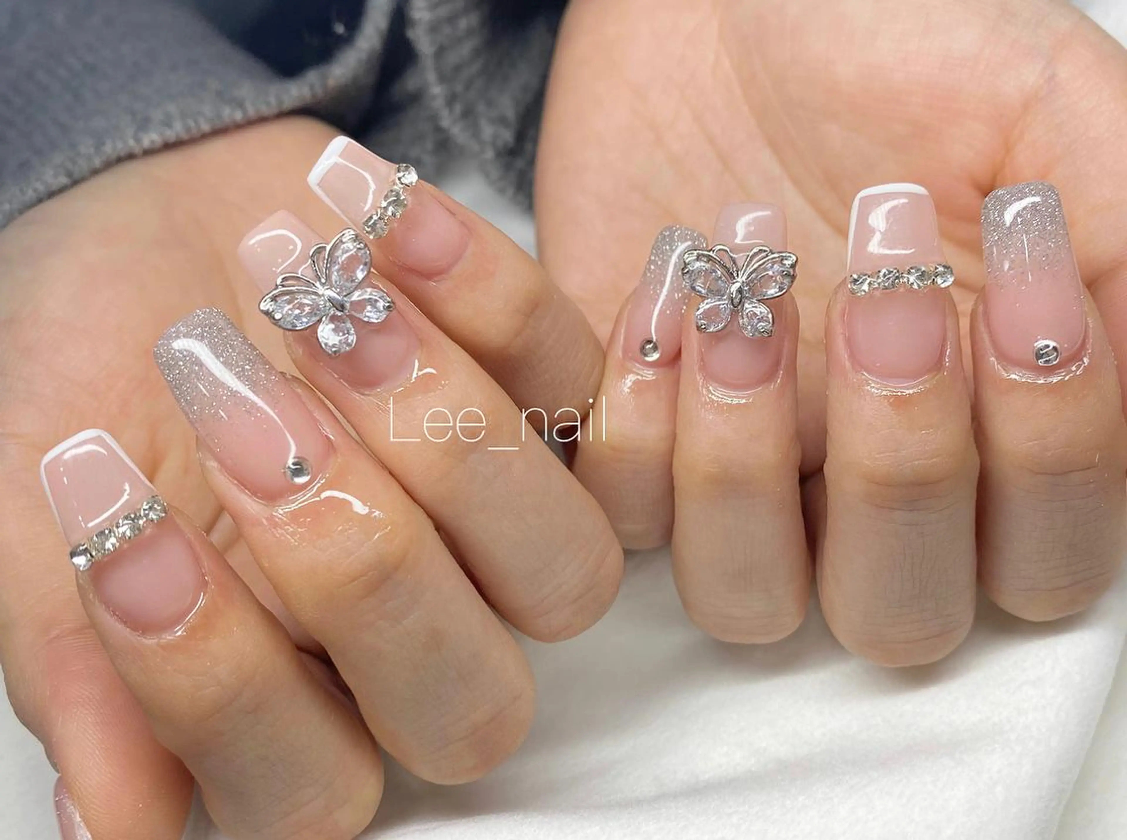 ネイル 長さ出し Lee_ nailのネイルデザイン