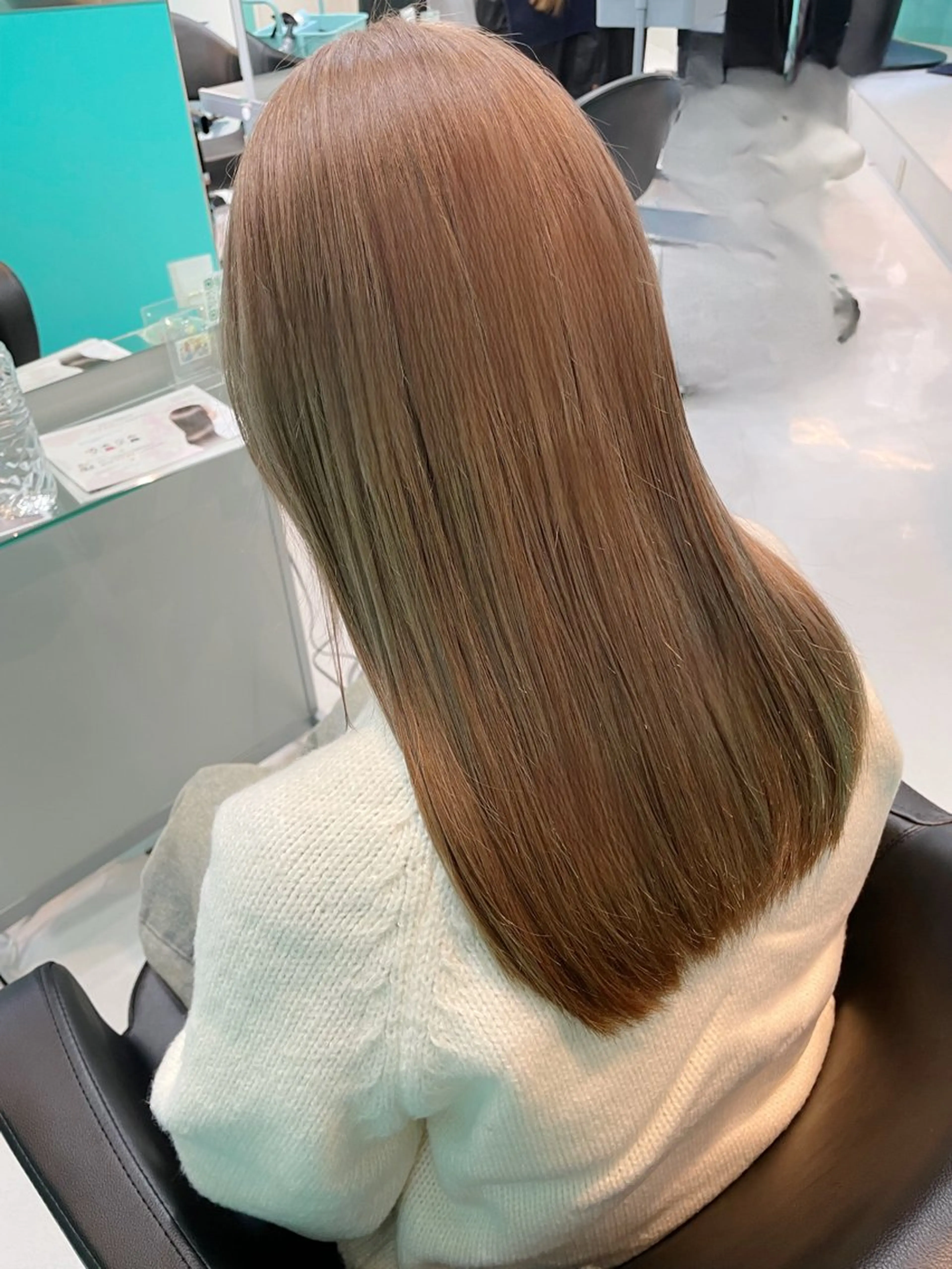 セミロング カラー カット ヘアカラー 🫧ショート/ボブ 池袋西口・泡渕✂️のヘアスタイル