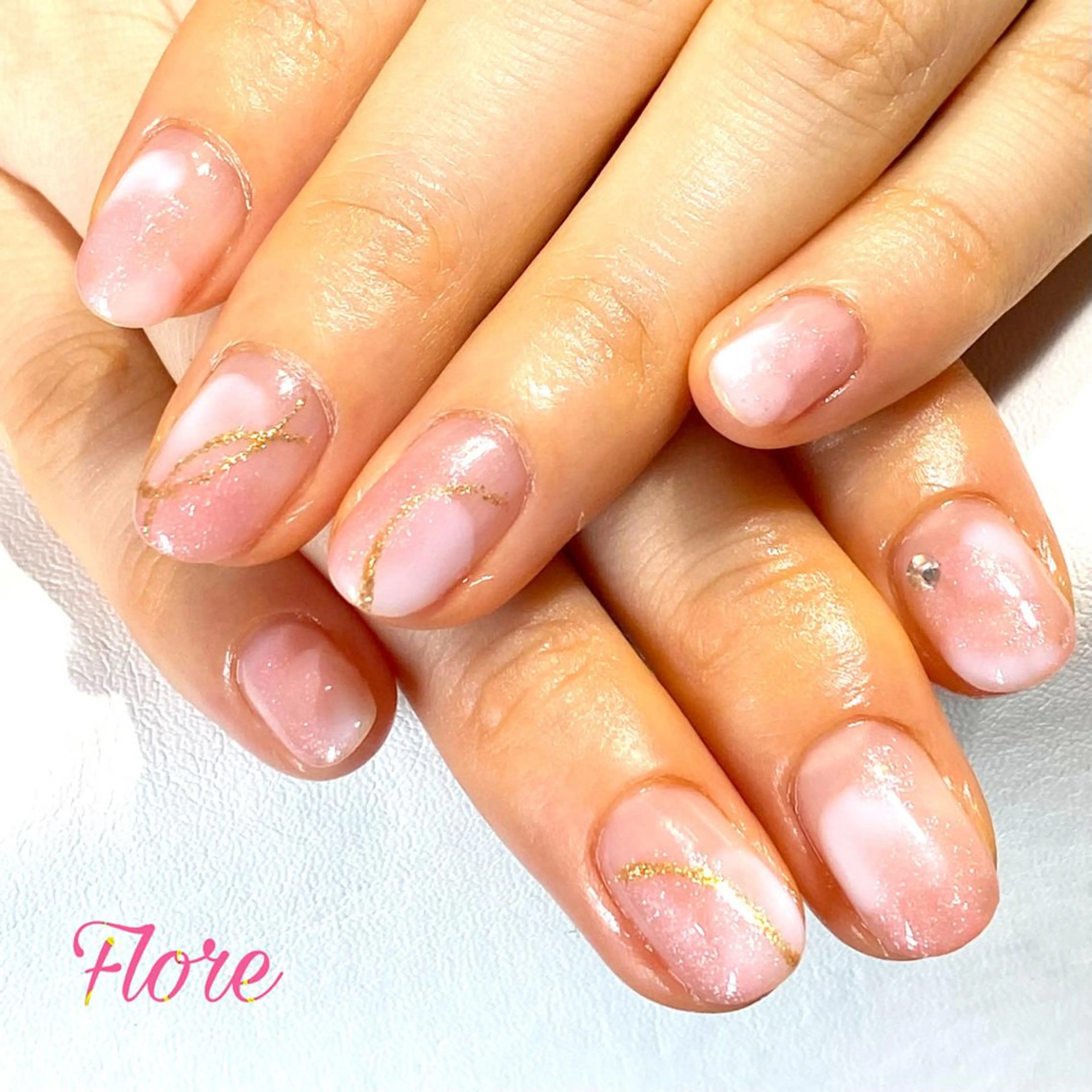 ネイル ニュアンスネイル Flore (フロール)の眉毛・アイブロウイメージ