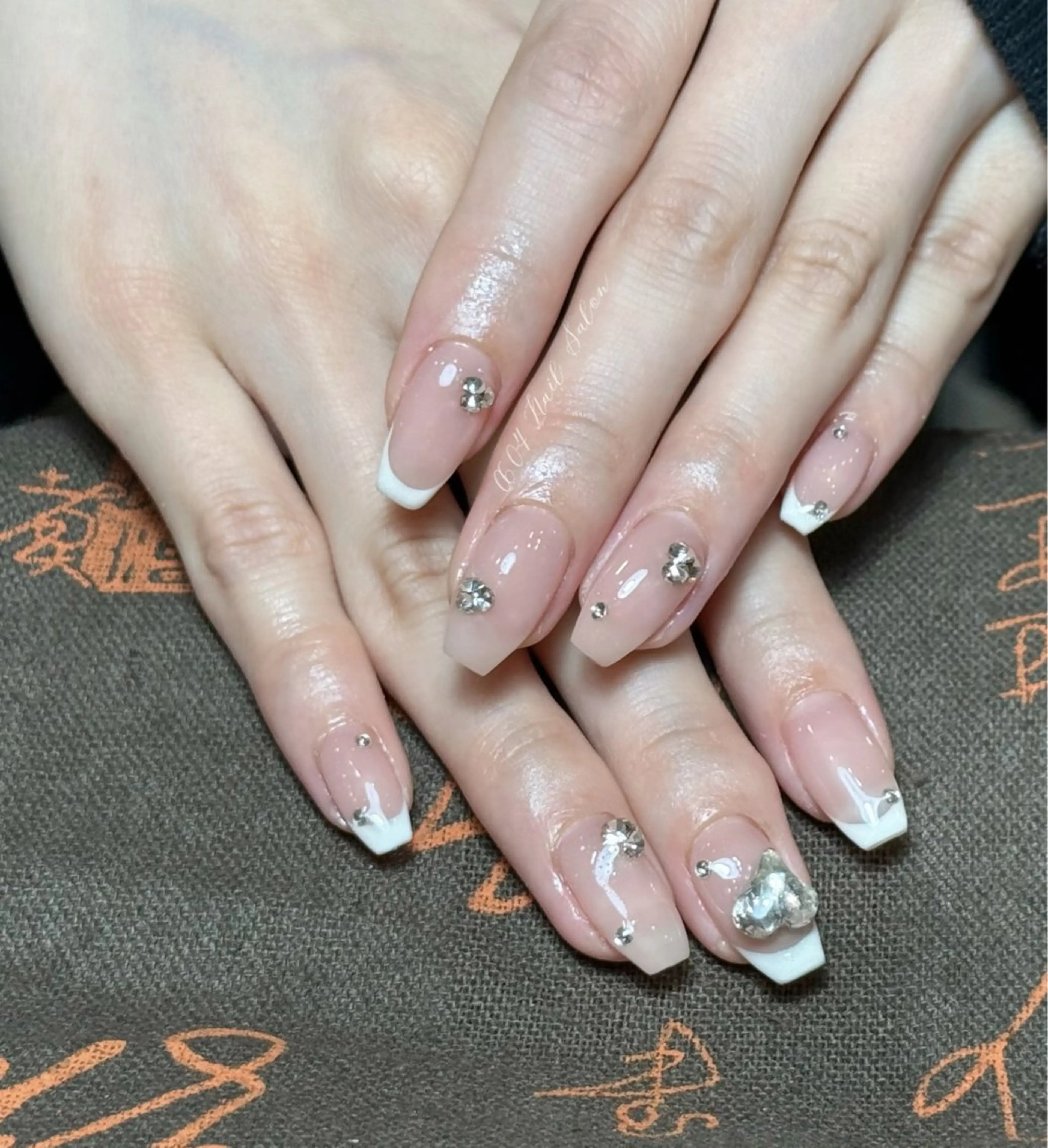 ネイル ishiro 🍂のネイルデザイン