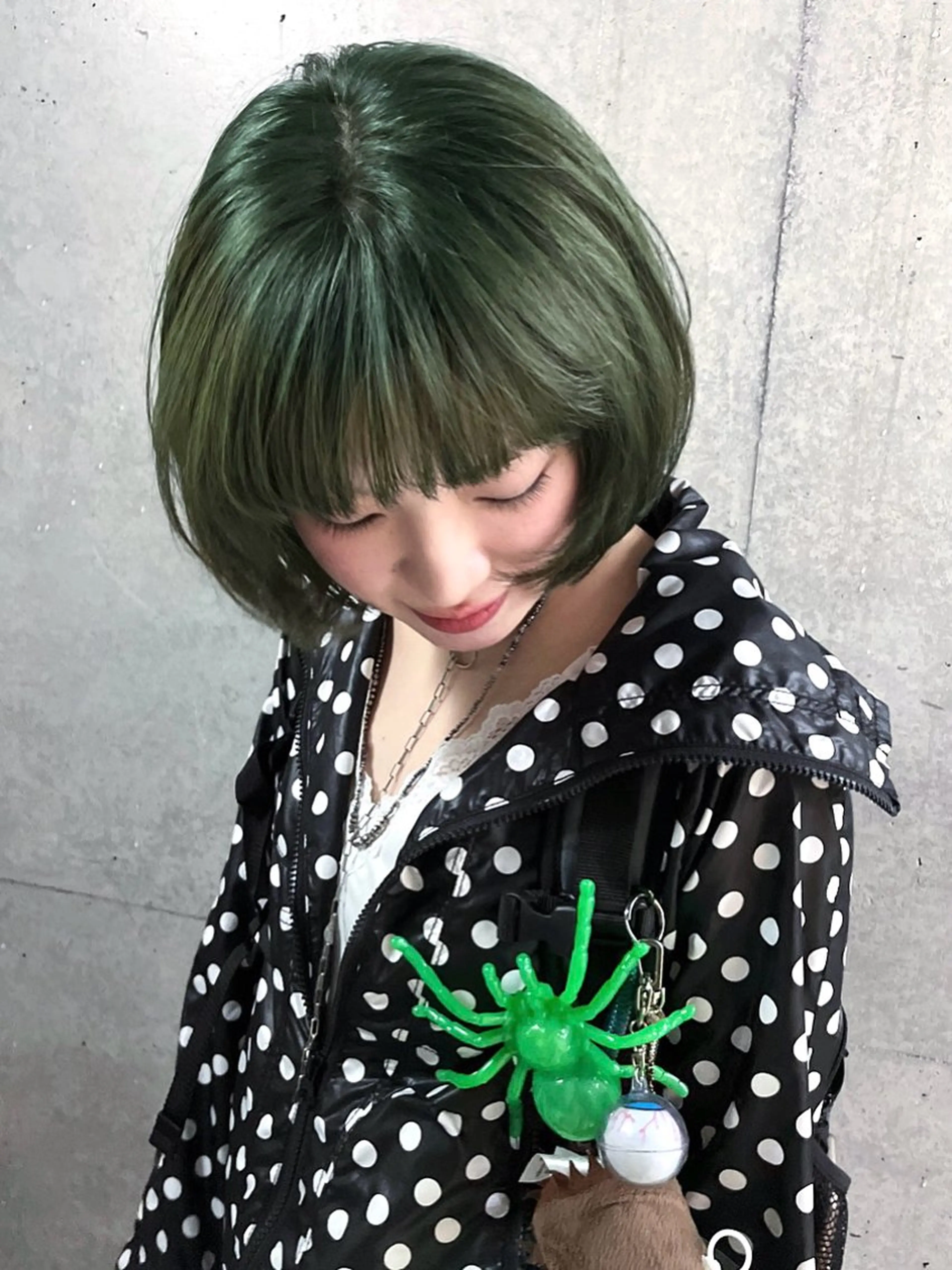 ショート カラー ボブ カット ヘアカラー トリートメント Vicky オリーブ メンズカジュアルのヘアスタイル