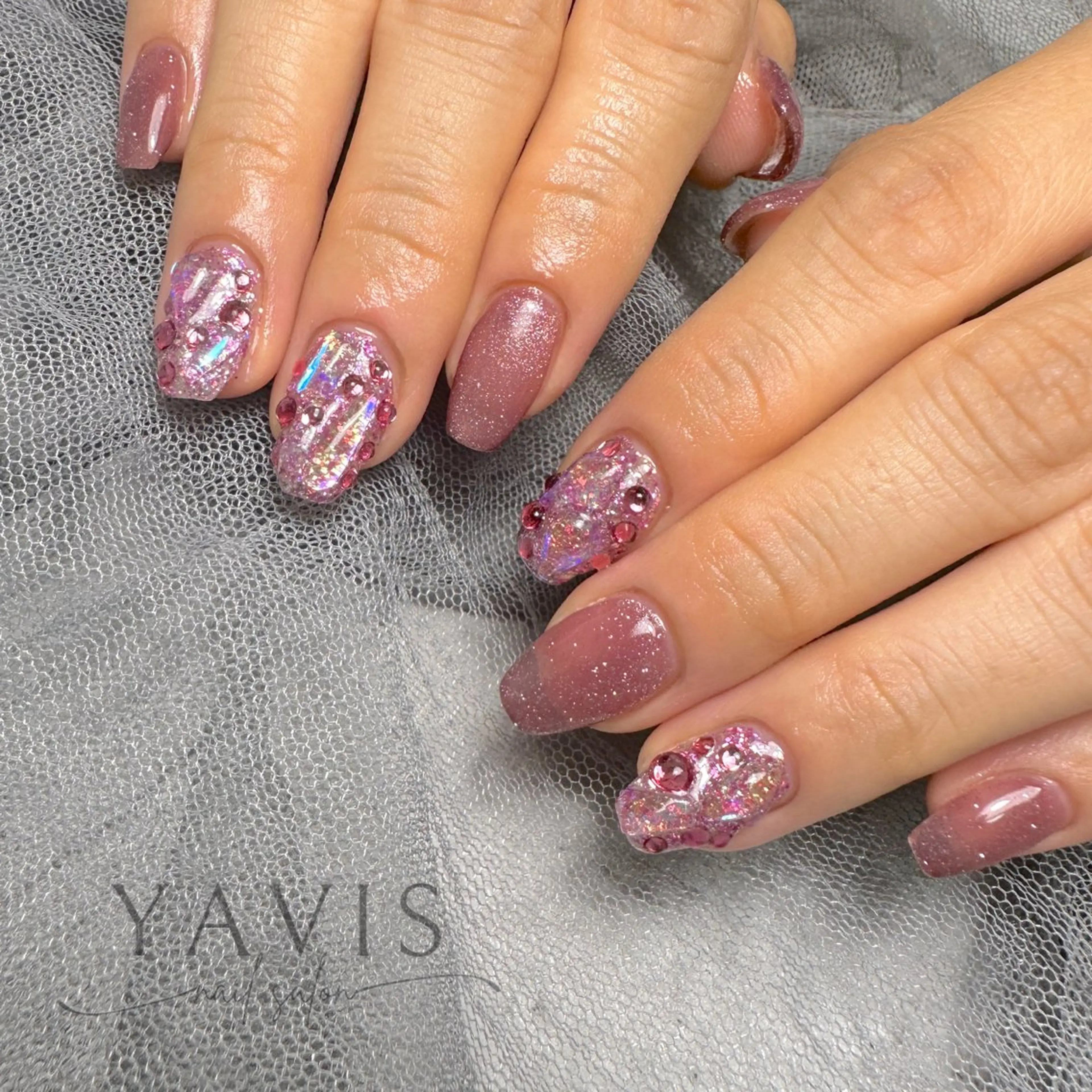 ネイル フラッシュネイル キラキラネイル マグネットネイル YAVIS_ nailのネイルデザイン