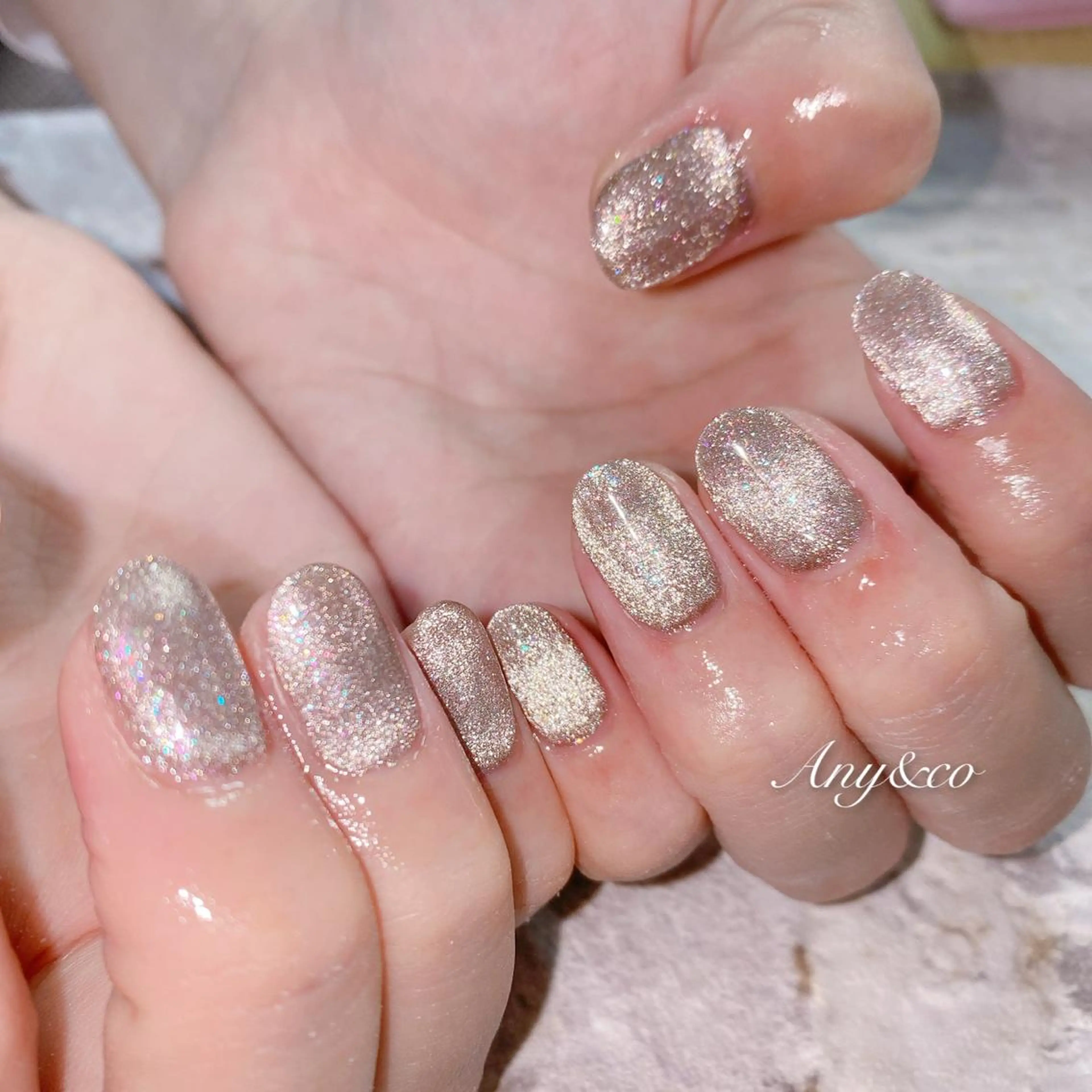 ネイル マグネットネイル ハンドネイル Any&co 【エニコ】のマツエク・マツパデザイン