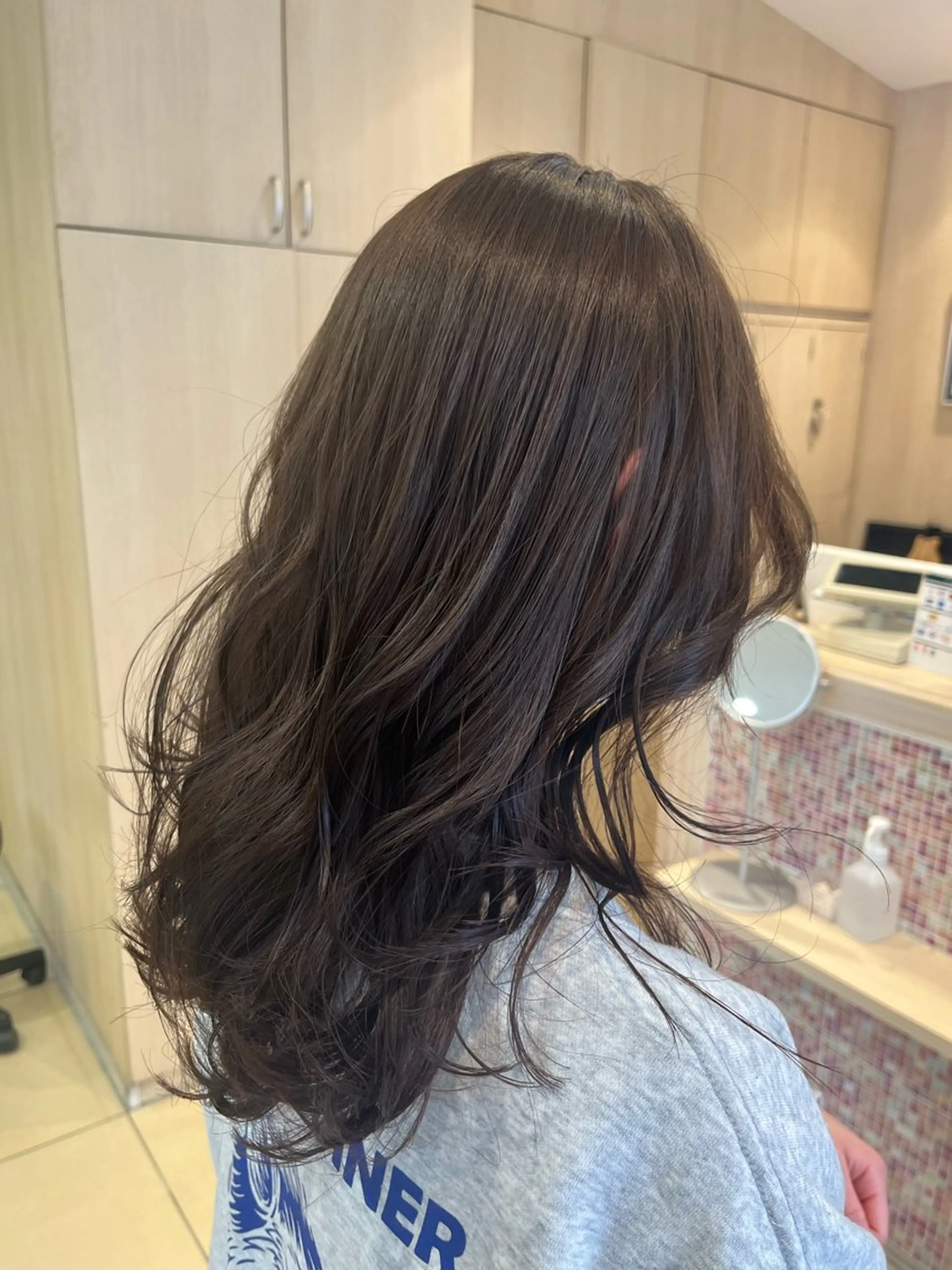 セミロング カット ヘアカラー 森野美咲🇰🇷 レイヤー/顔周りのヘアスタイル