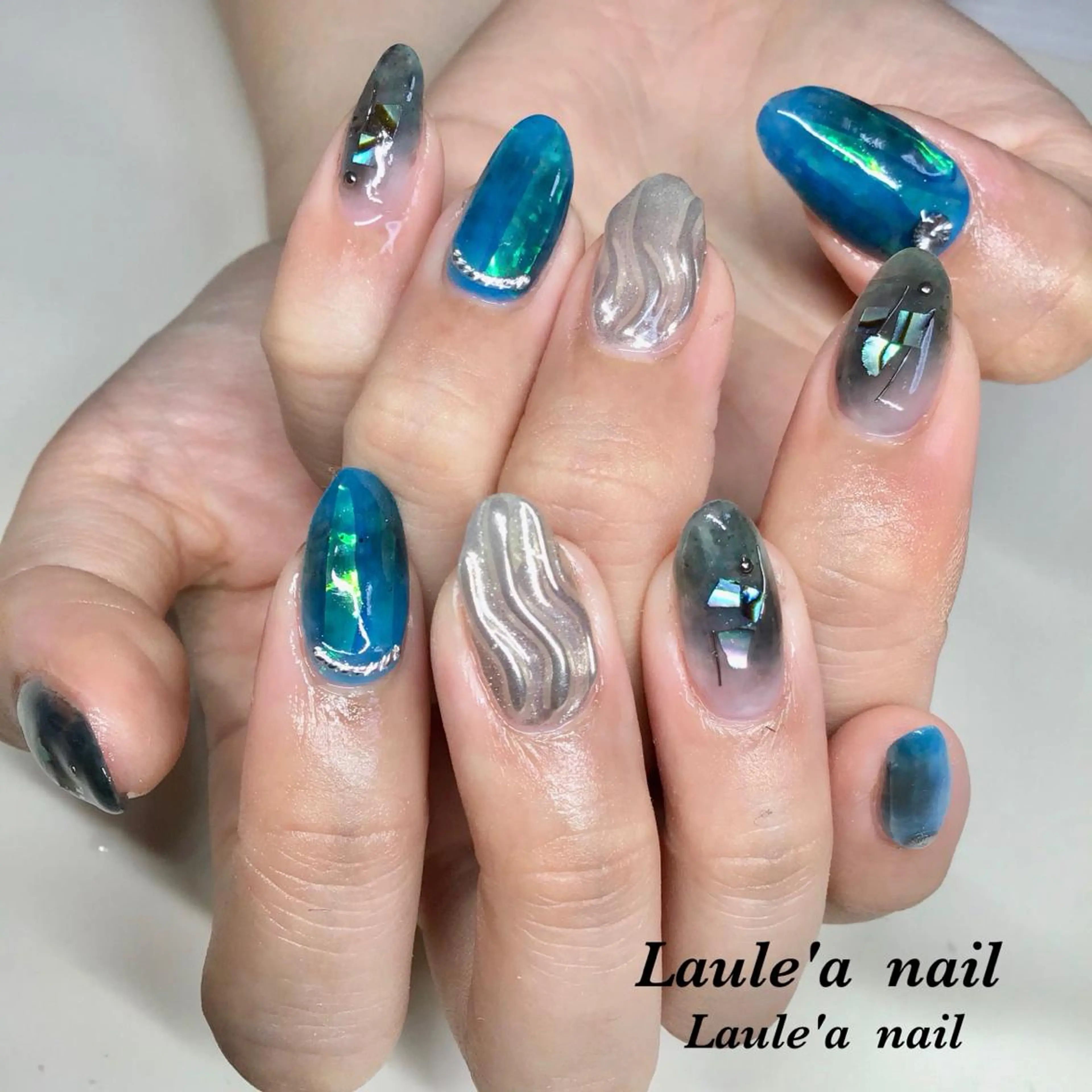 カラー ネイル マツエク・マツパ 福田 加奈のネイルデザイン