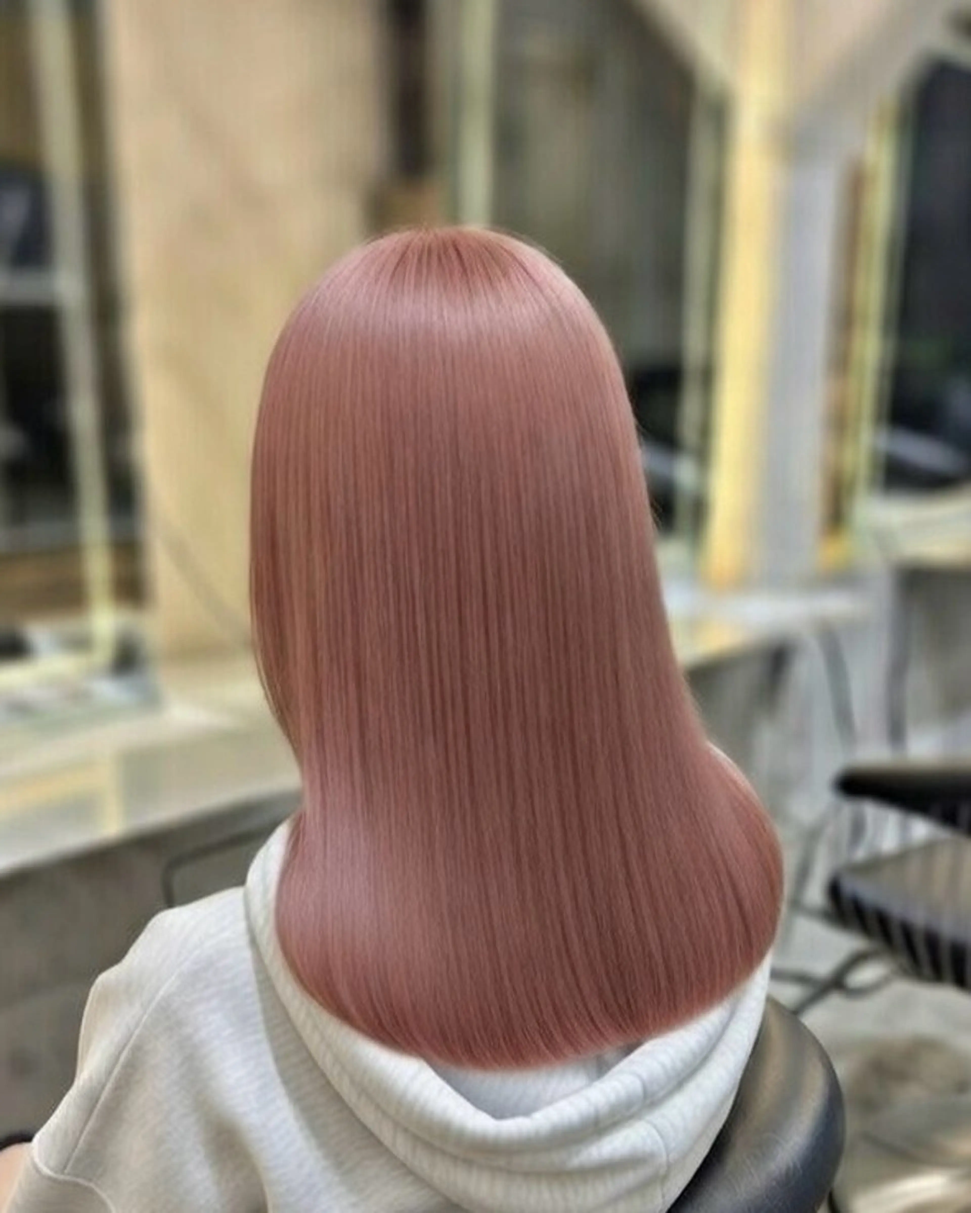 ミディアム カット ヘアカラー トリートメント ケアブリーチ/ 髪質改善/垣尾颯大のヘアスタイル