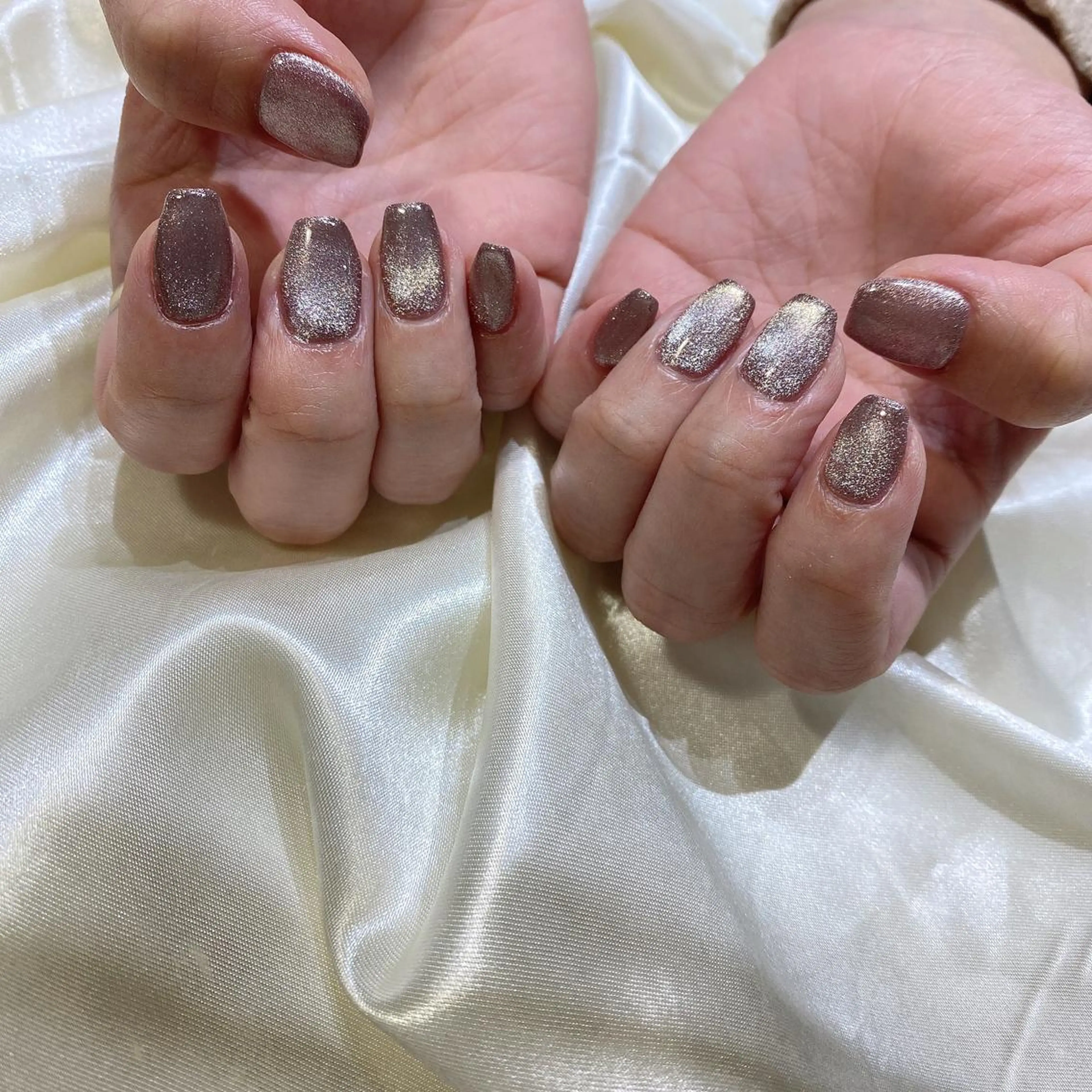 ネイル ハンドネイル 西岡 杏のネイルデザイン