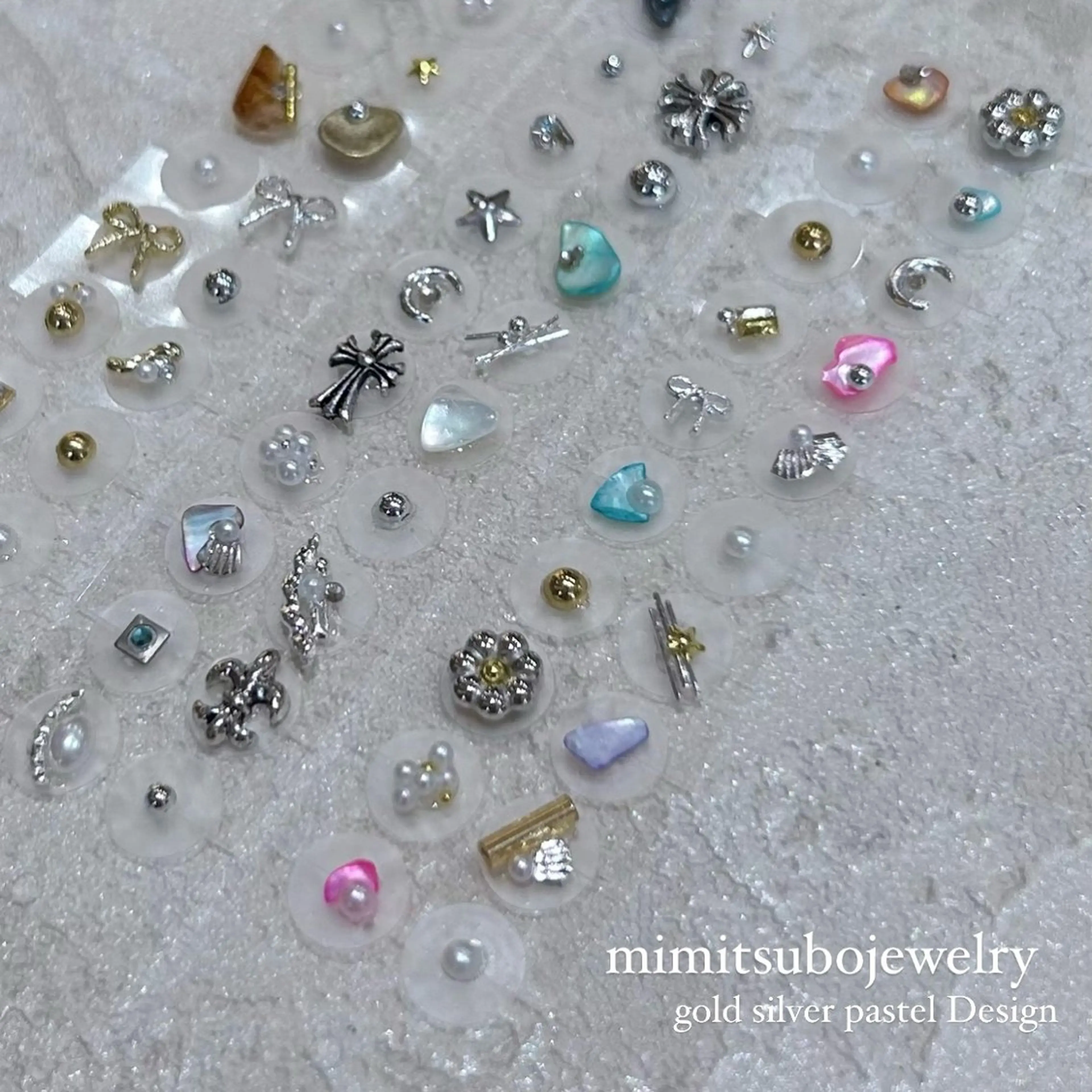 Chipieee manamiのネイルデザイン