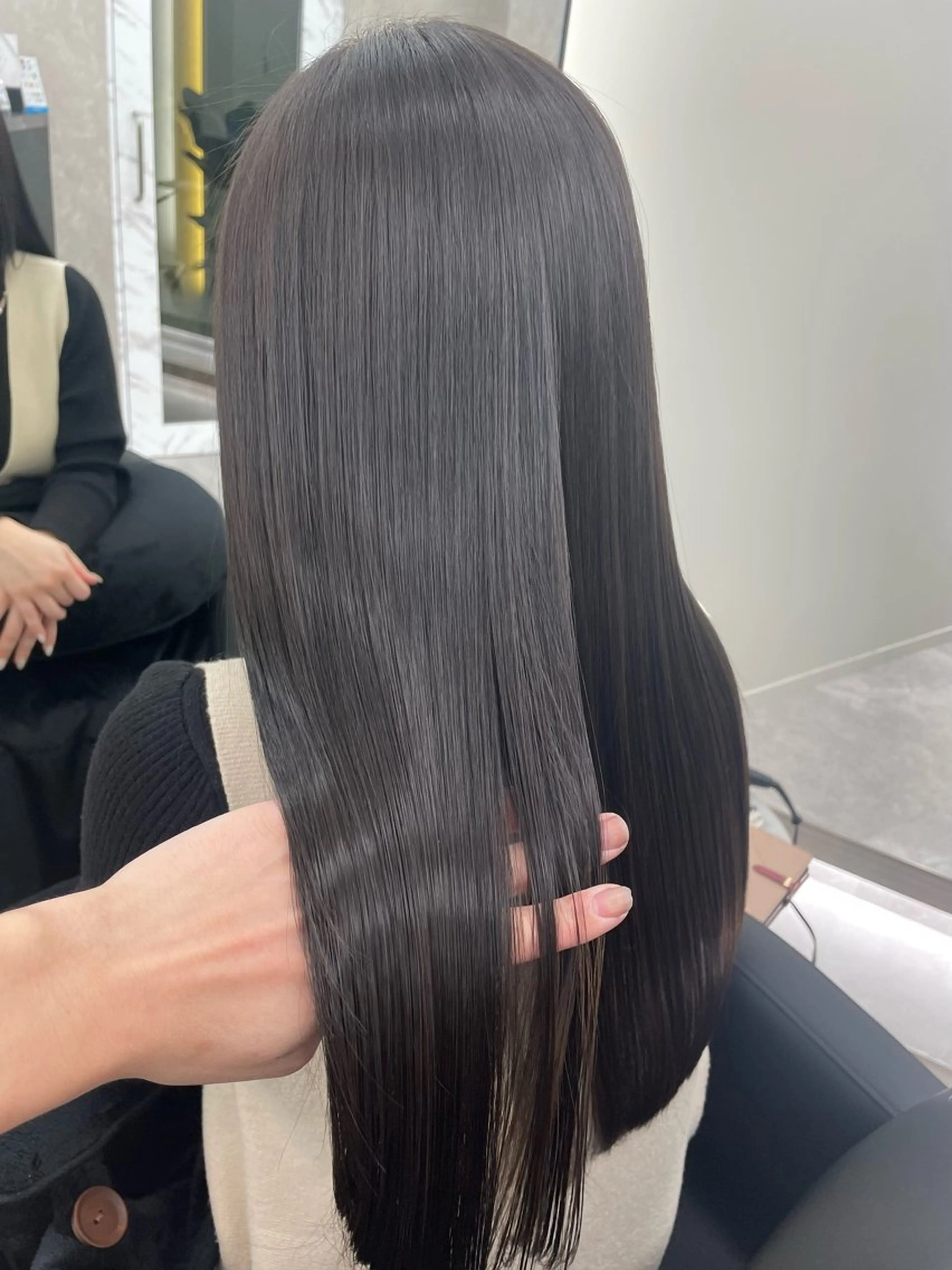 ロング カラー パーマ カット ヘアカラー 縮毛矯正 心斎橋/ブリーチなし 髪質改善/レイヤーのヘアスタイル