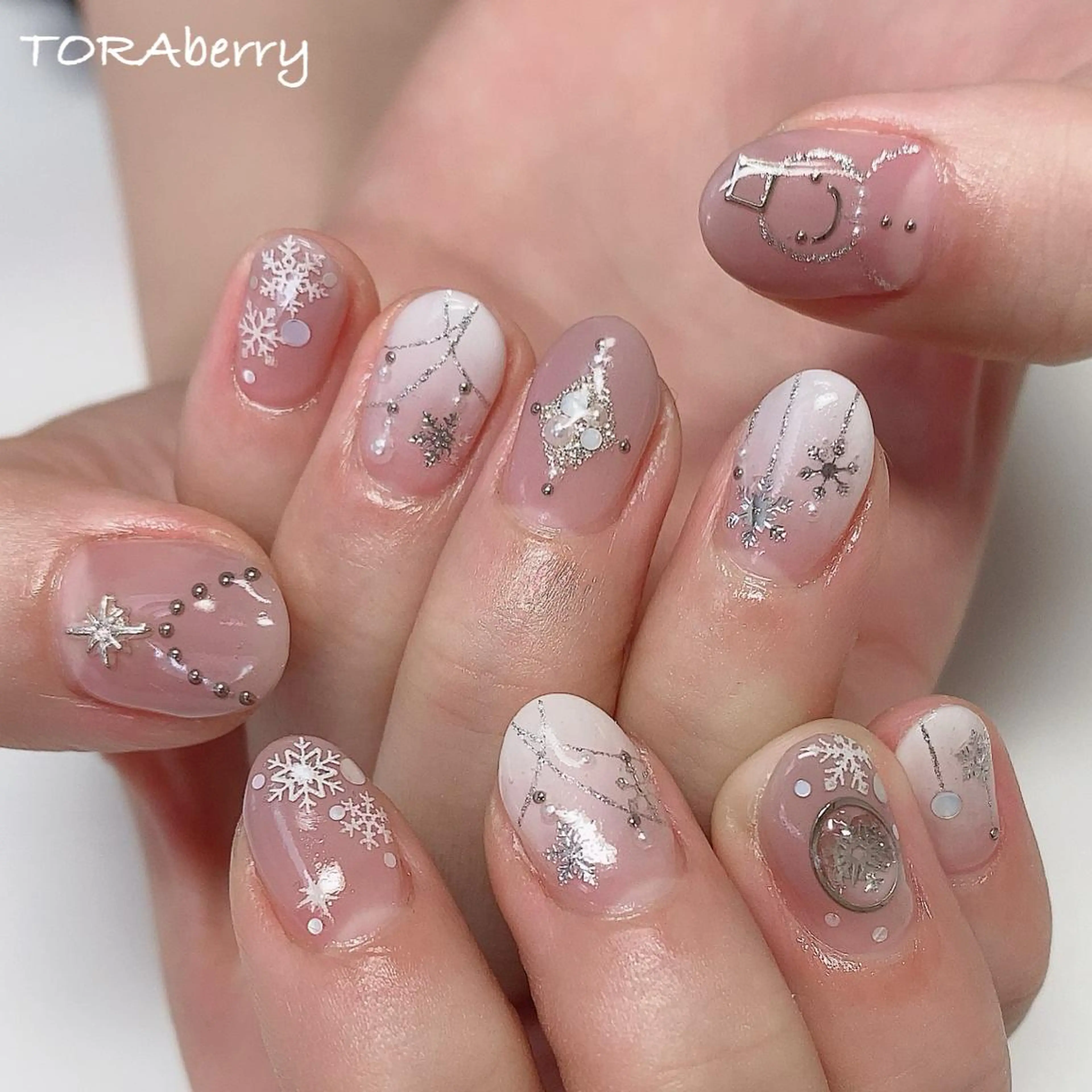 ネイル ハンドネイル ネイリスト なつみのネイルデザイン