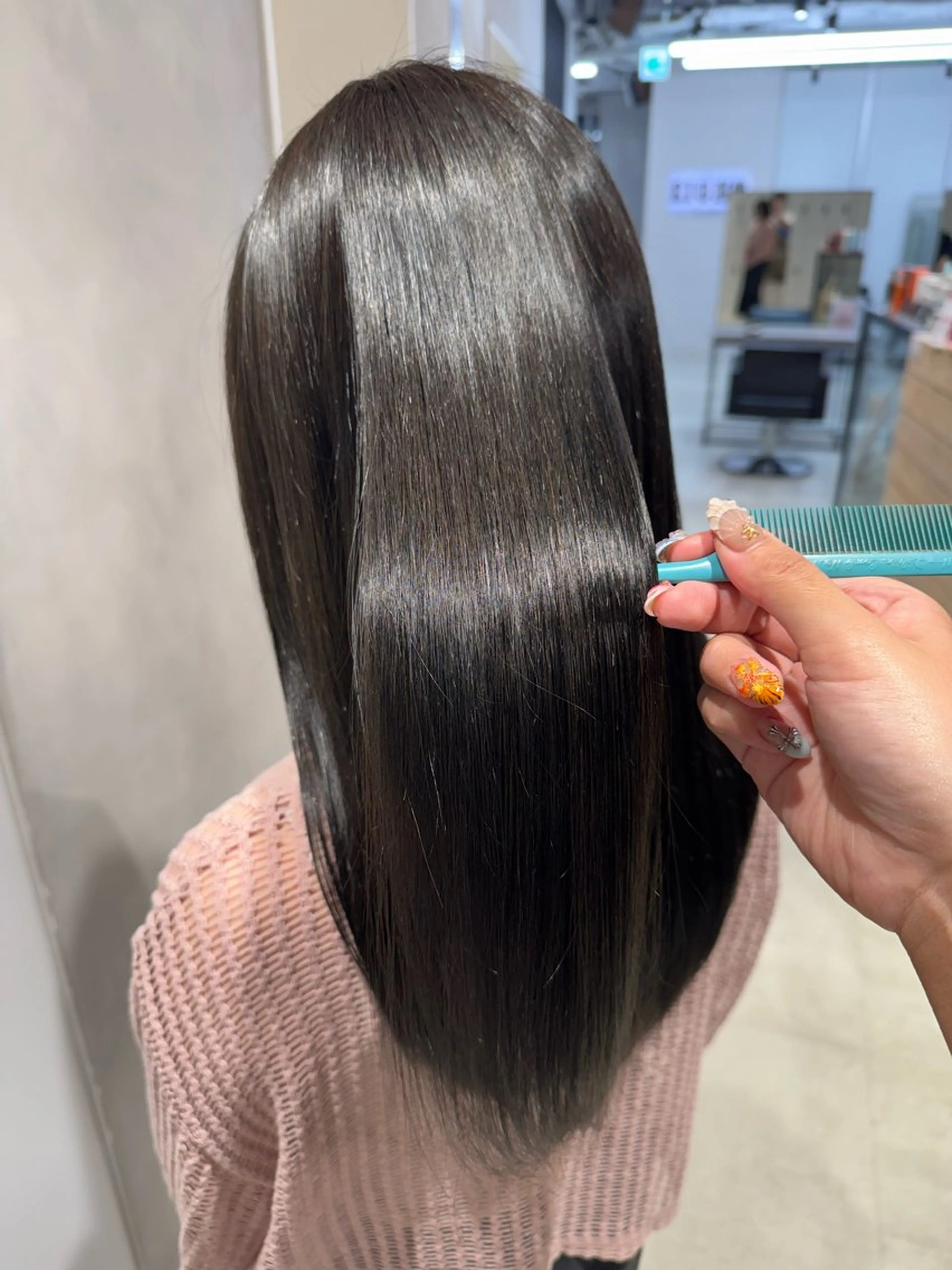 カラー グレージュ オリーブグレージュ オリーブグレー 髪質改善 カット ヘアカラー トリートメント 透明感カラー✨艶髪 制作🌱山根あゆみのヘアスタイル