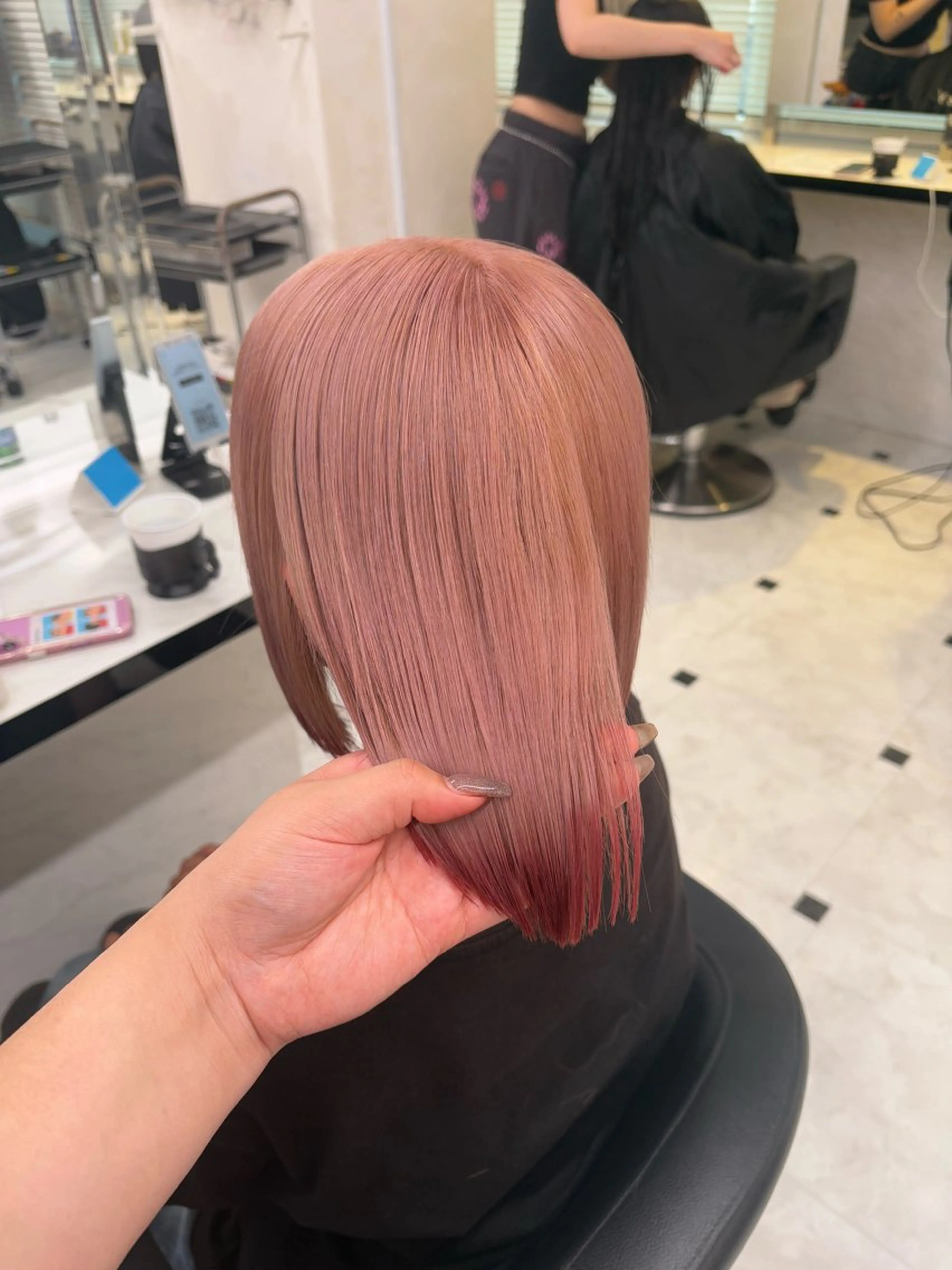 ロング カラー ヘアカラー トリートメント 透明感ベージュカラー 🪞上野🪞AIのヘアスタイル