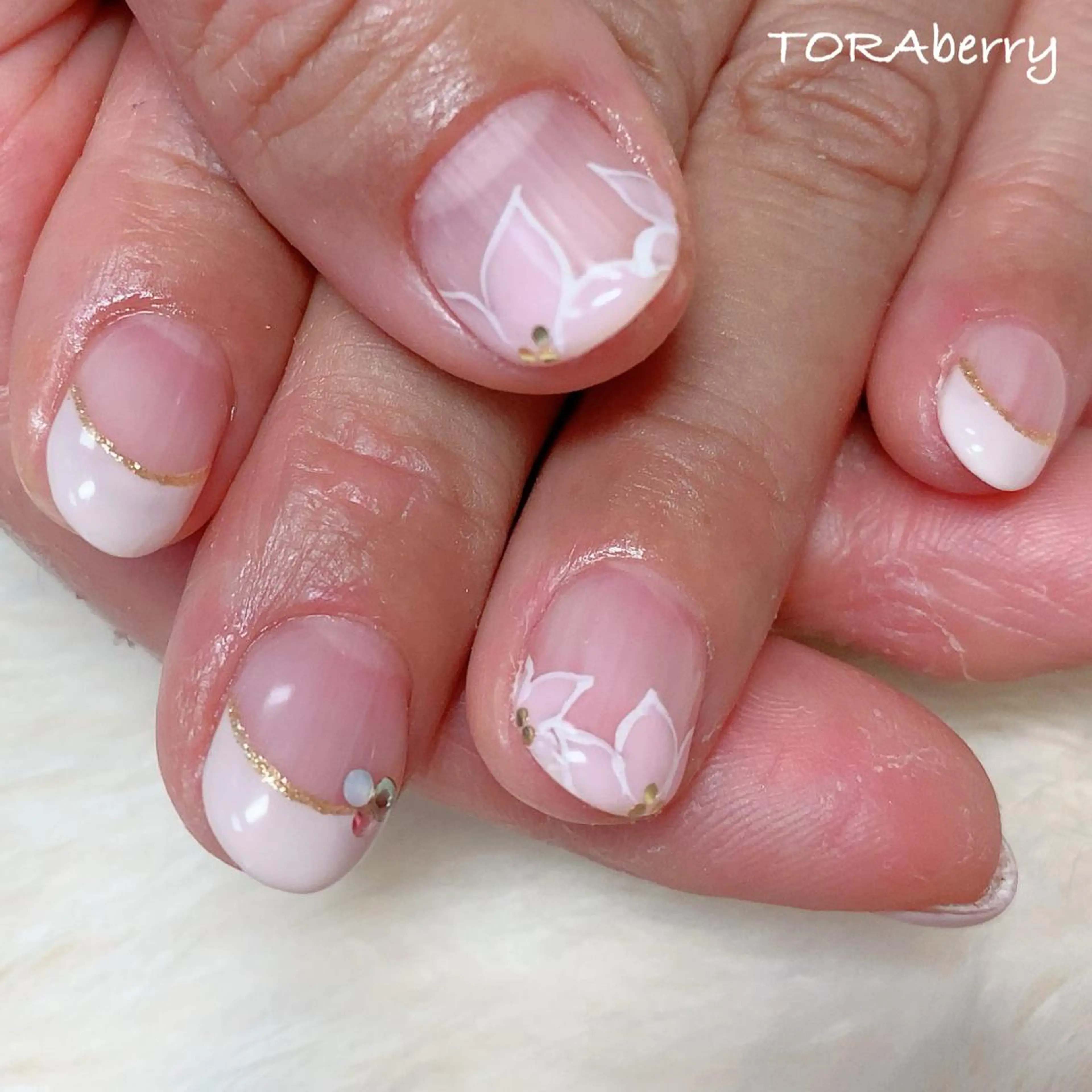 ネイル ネイリスト なつみのネイルデザイン