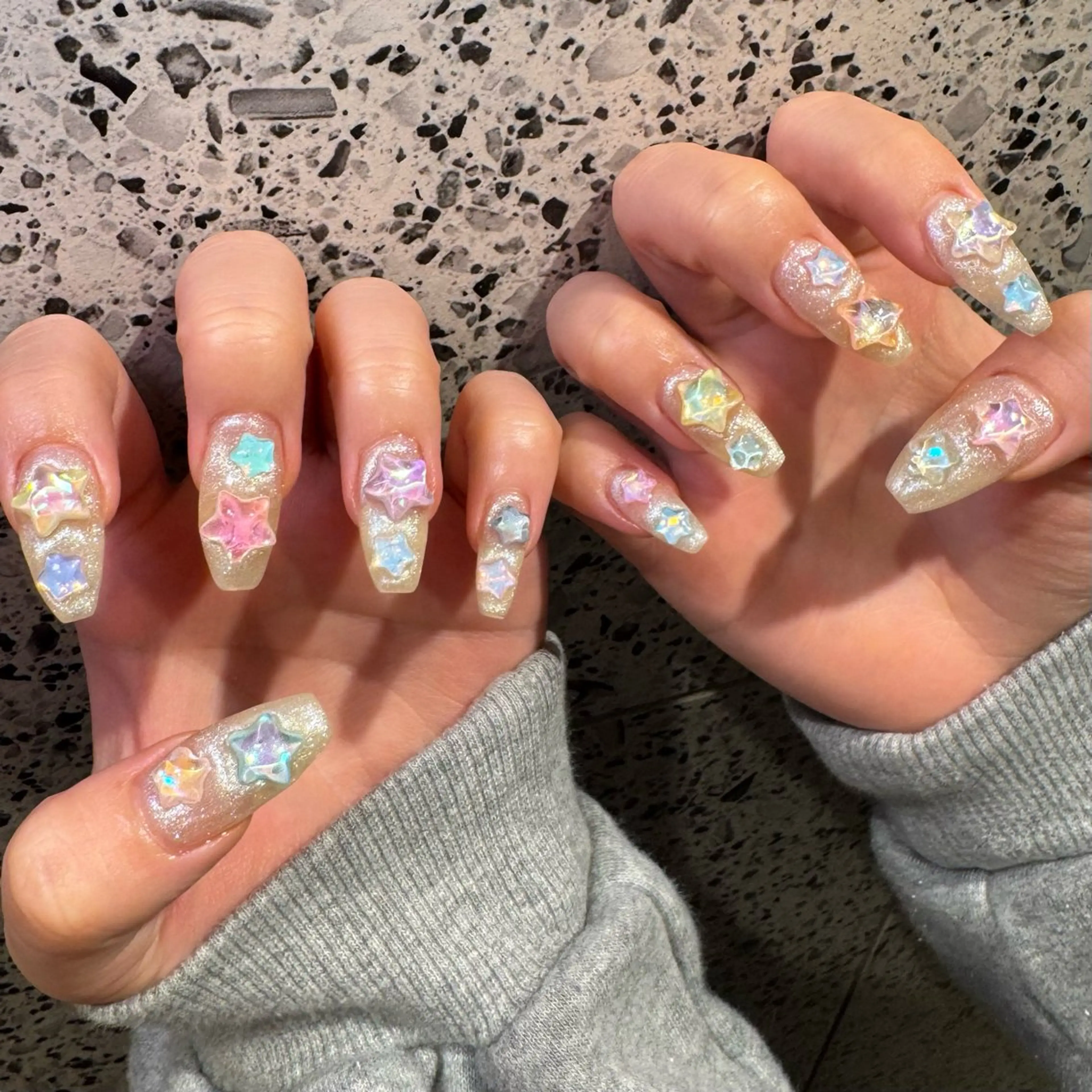 ネイル ハンドネイル RIEKO🍒 ワンホン♡推しネイルのネイルデザイン