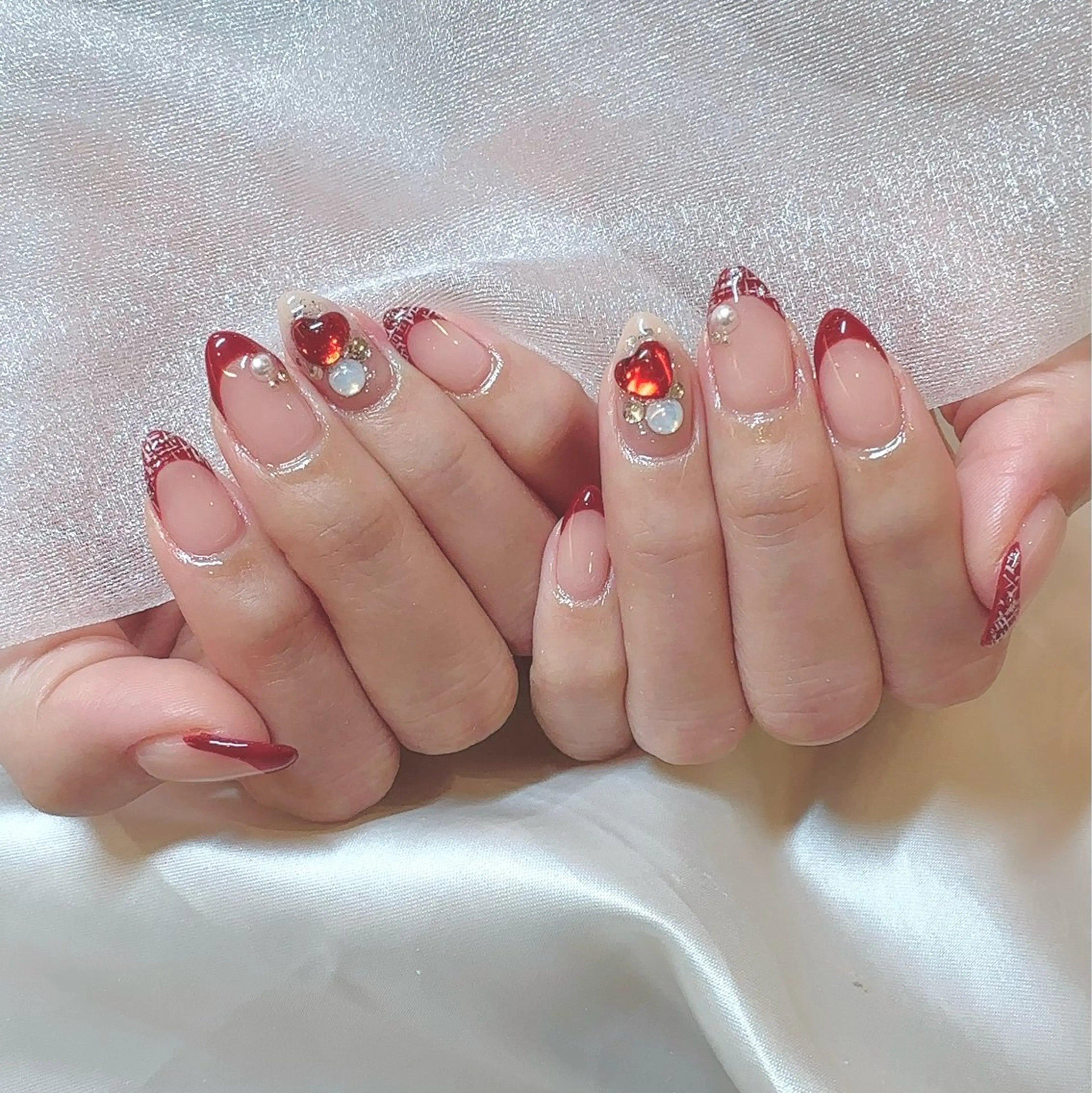 ネイル ハンドネイル LOVE NAIL 店長　MIKAのネイルデザイン
