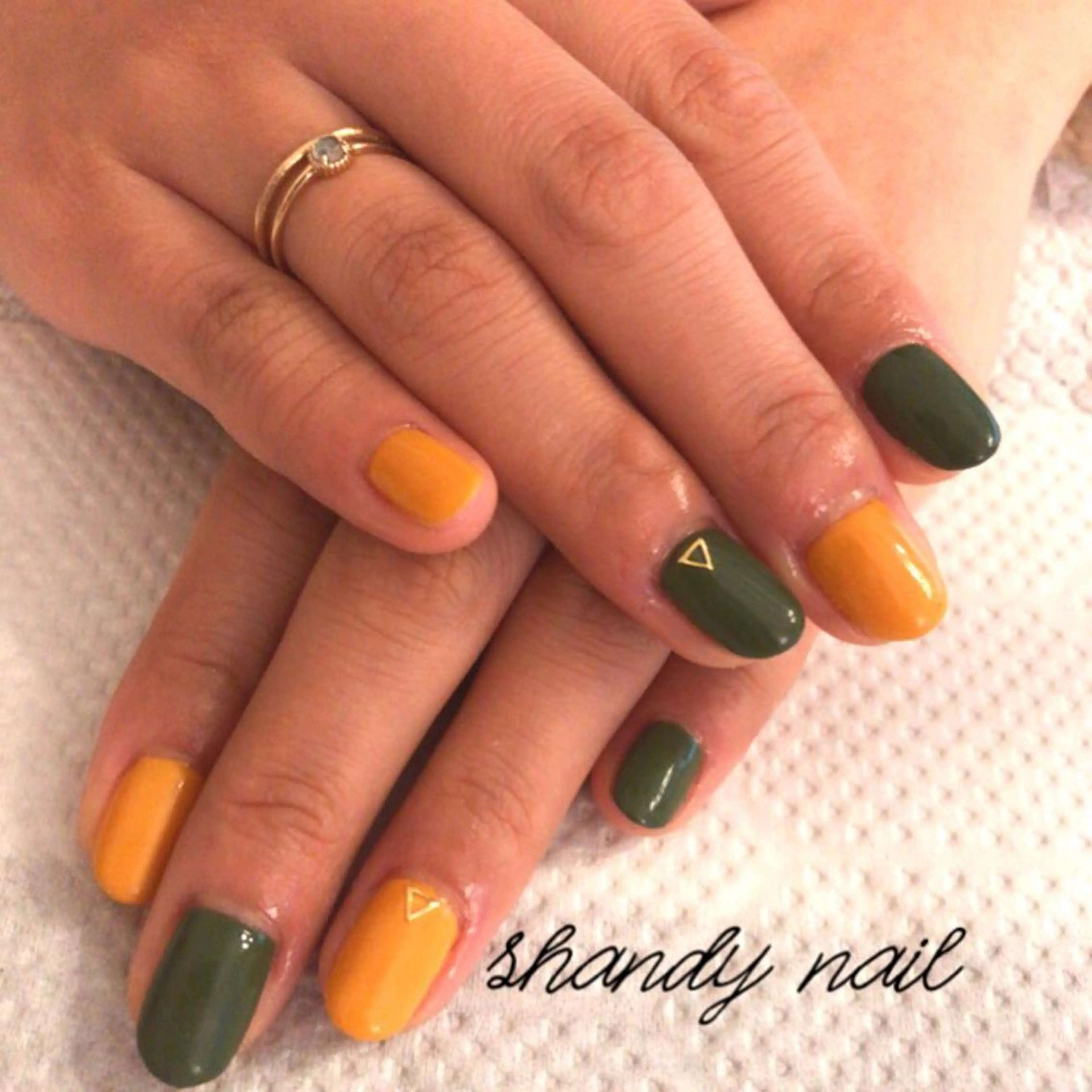 ショート shandy nailのネイルデザイン