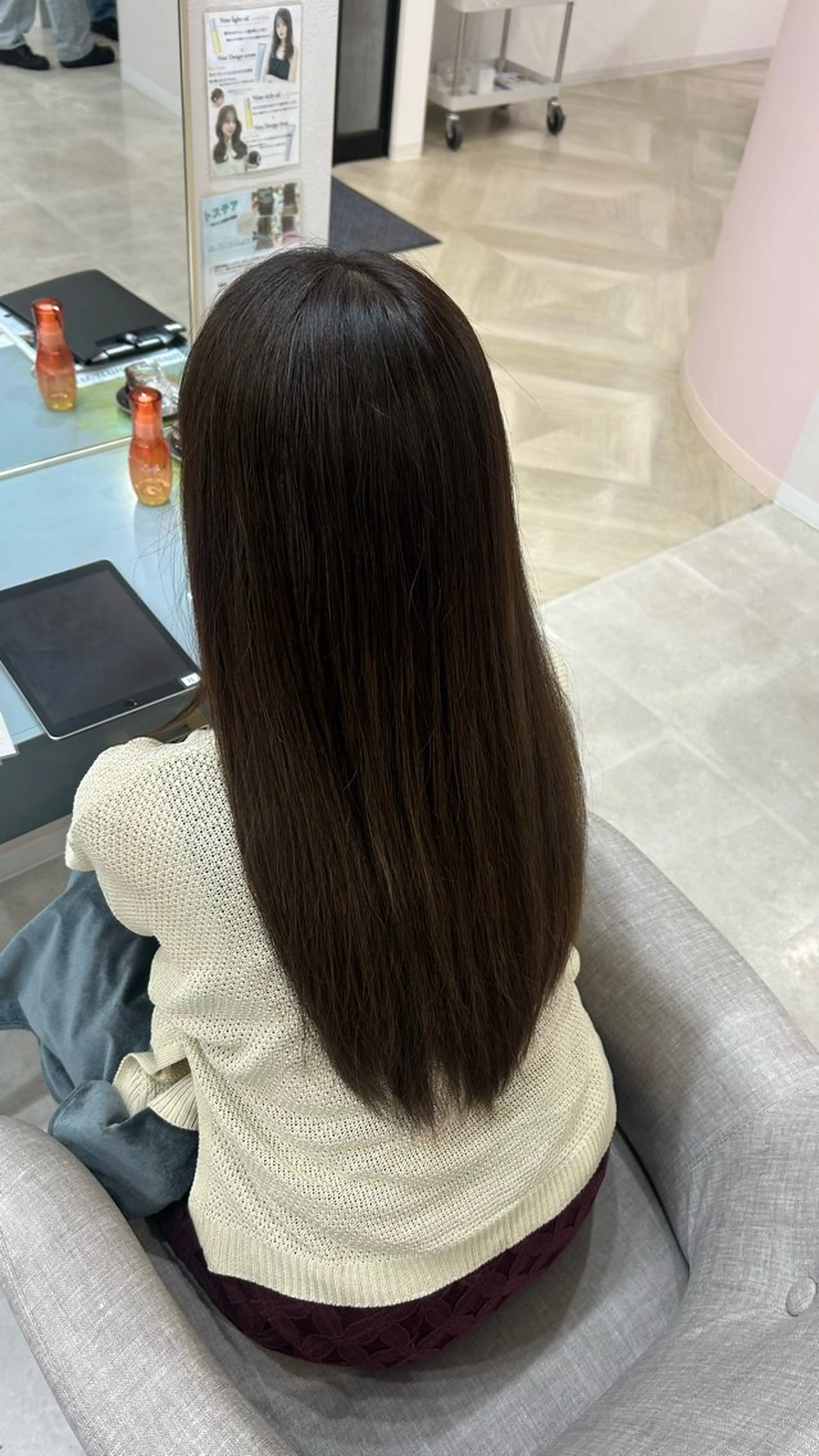 ロング カラー ブラウンカラー ナチュラルブラウン トリートメント 林 海斗のヘアスタイル