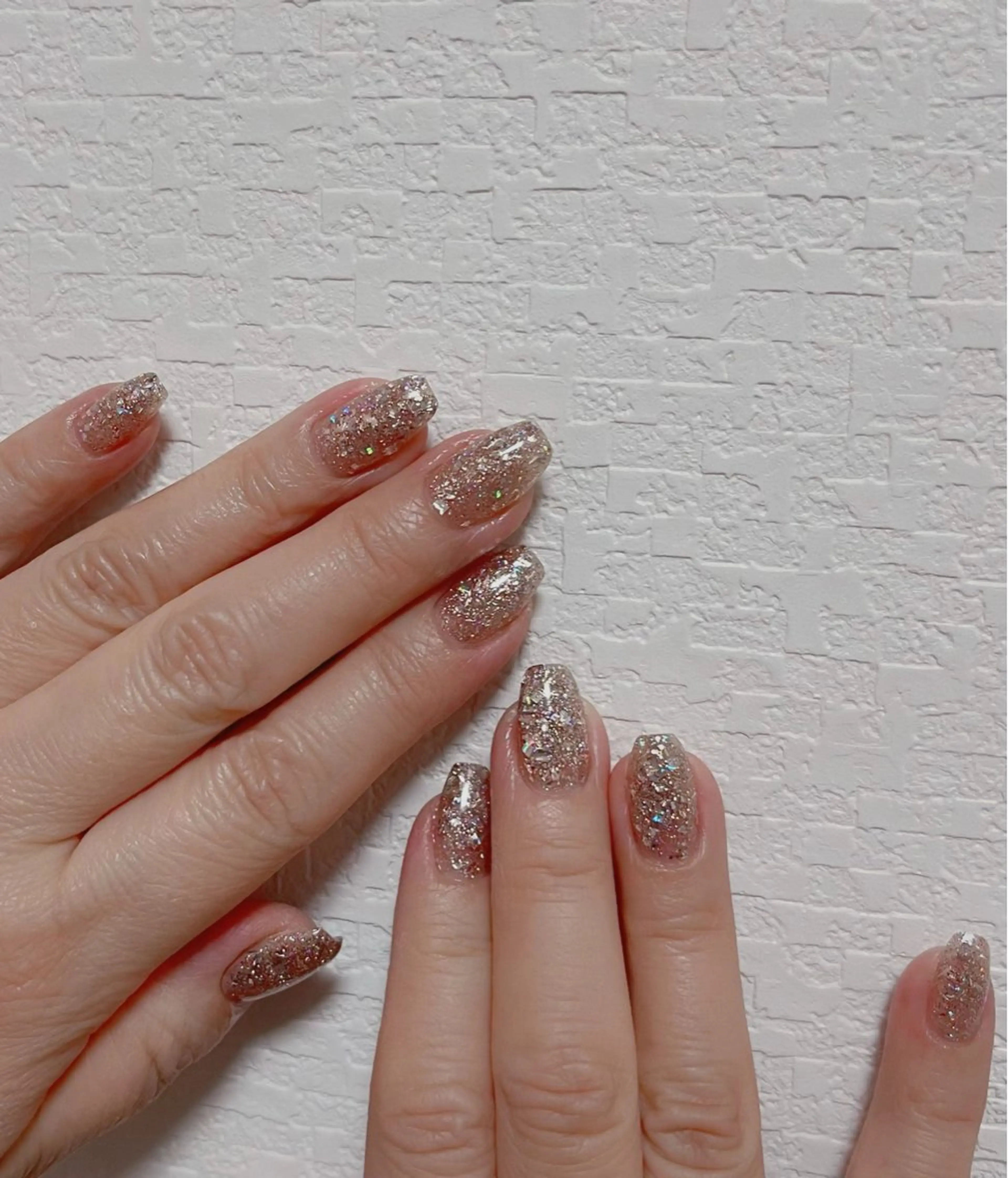 ネイル オーロラネイル 長さ出し フットネイル 韓国ネイル ラメ(グリッター) ハンドネイル 👍thumbs up nail👍のネイルデザイン