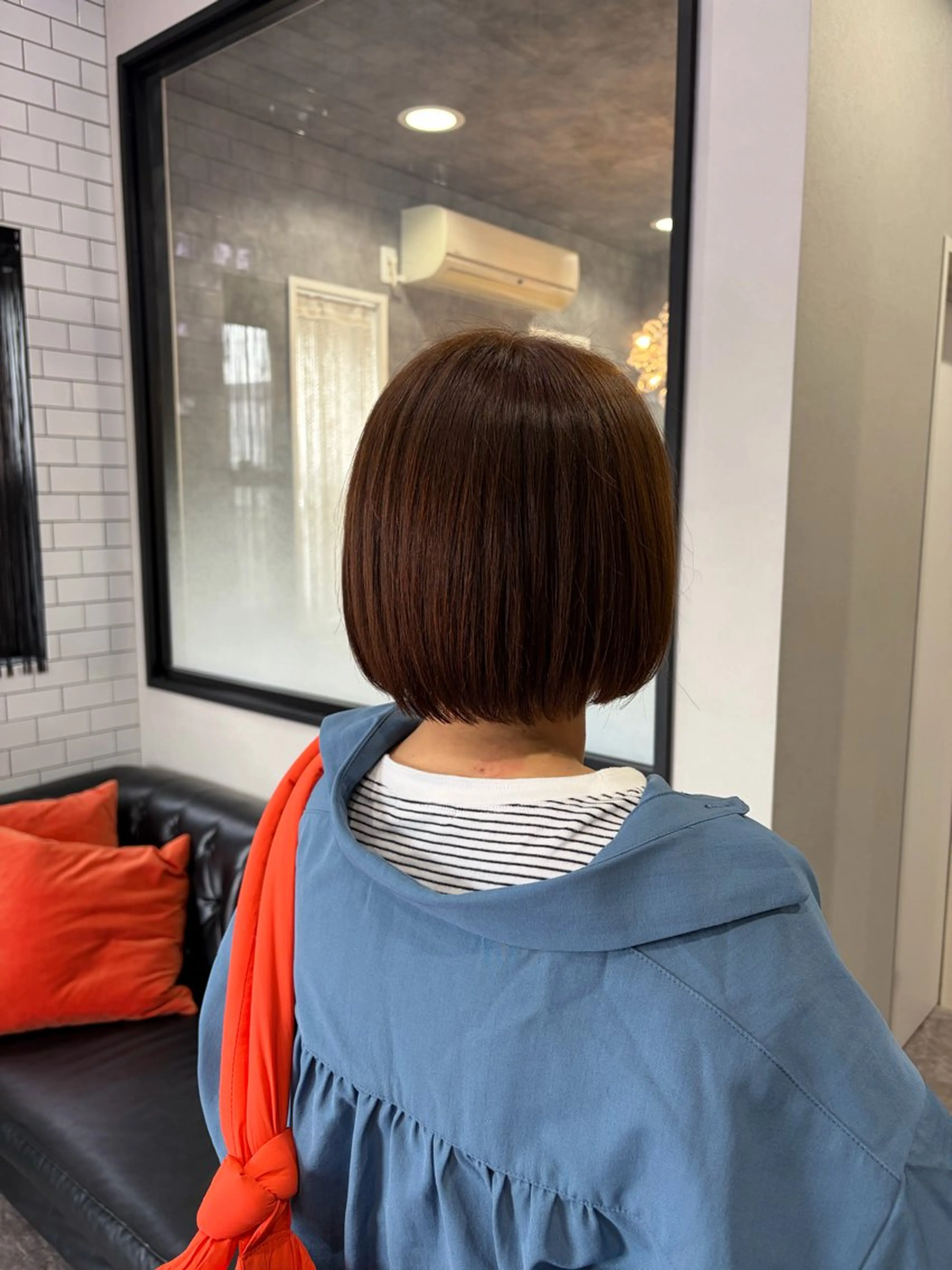 ショート ヘアカラー 友滝 真菜美のヘアスタイル