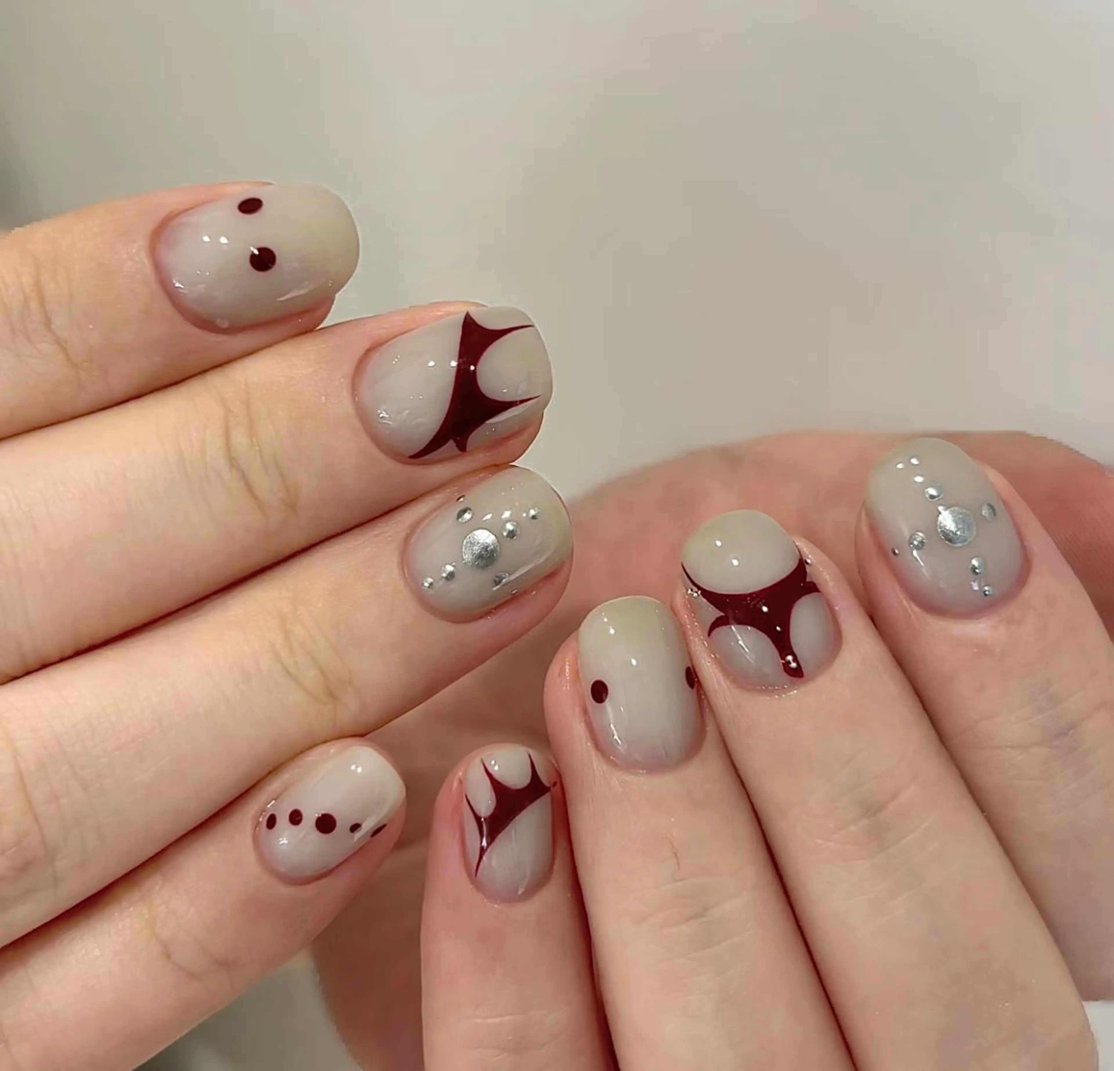 ネイル ハンドネイル ル ルのネイルデザイン