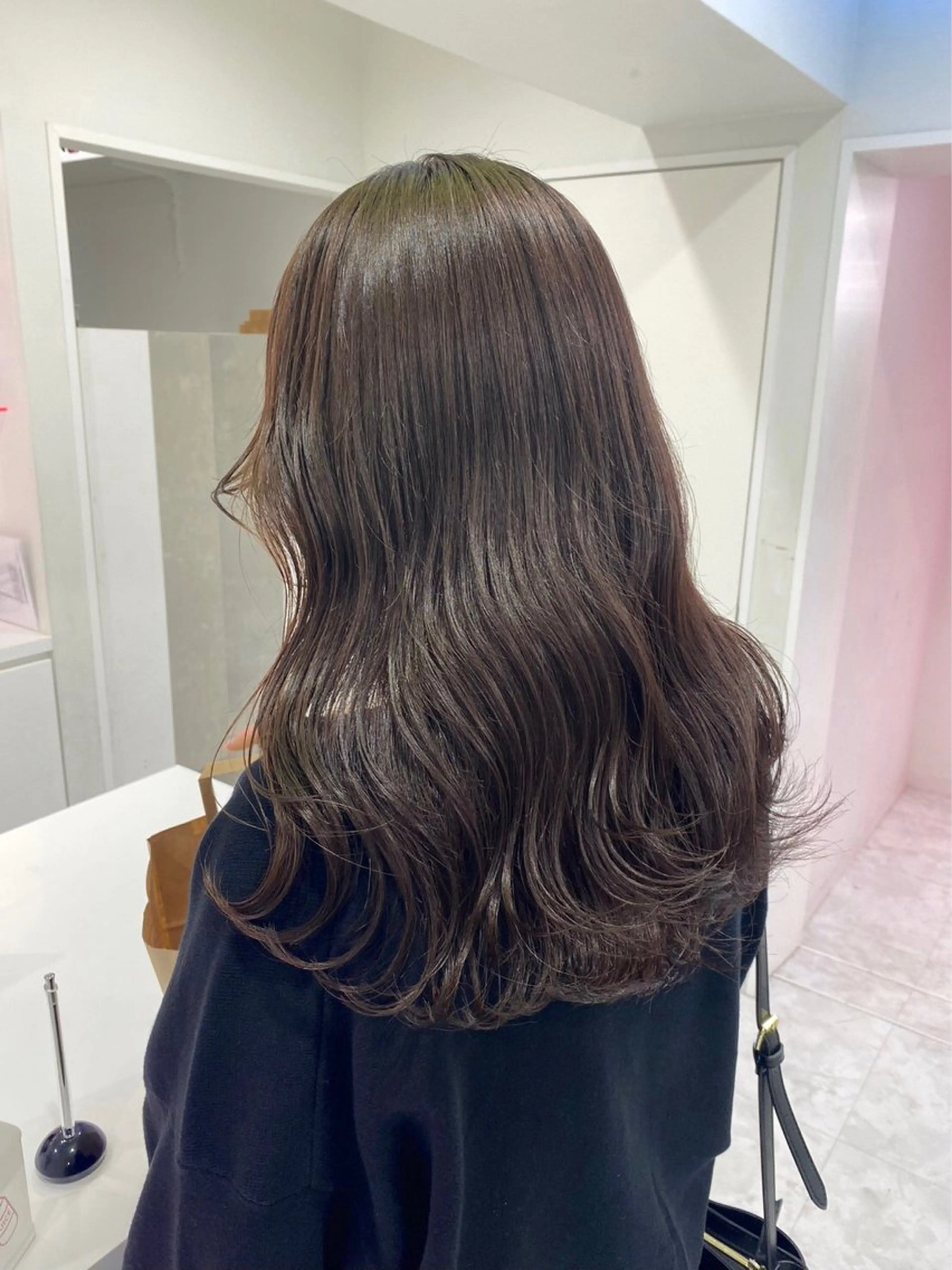 カラー ベージュカラー ブリーチ ブラウンカラー 透明感カラー ブリーチなしカラー ハイトーン/ベージュ デザイン/りくとのヘアスタイル