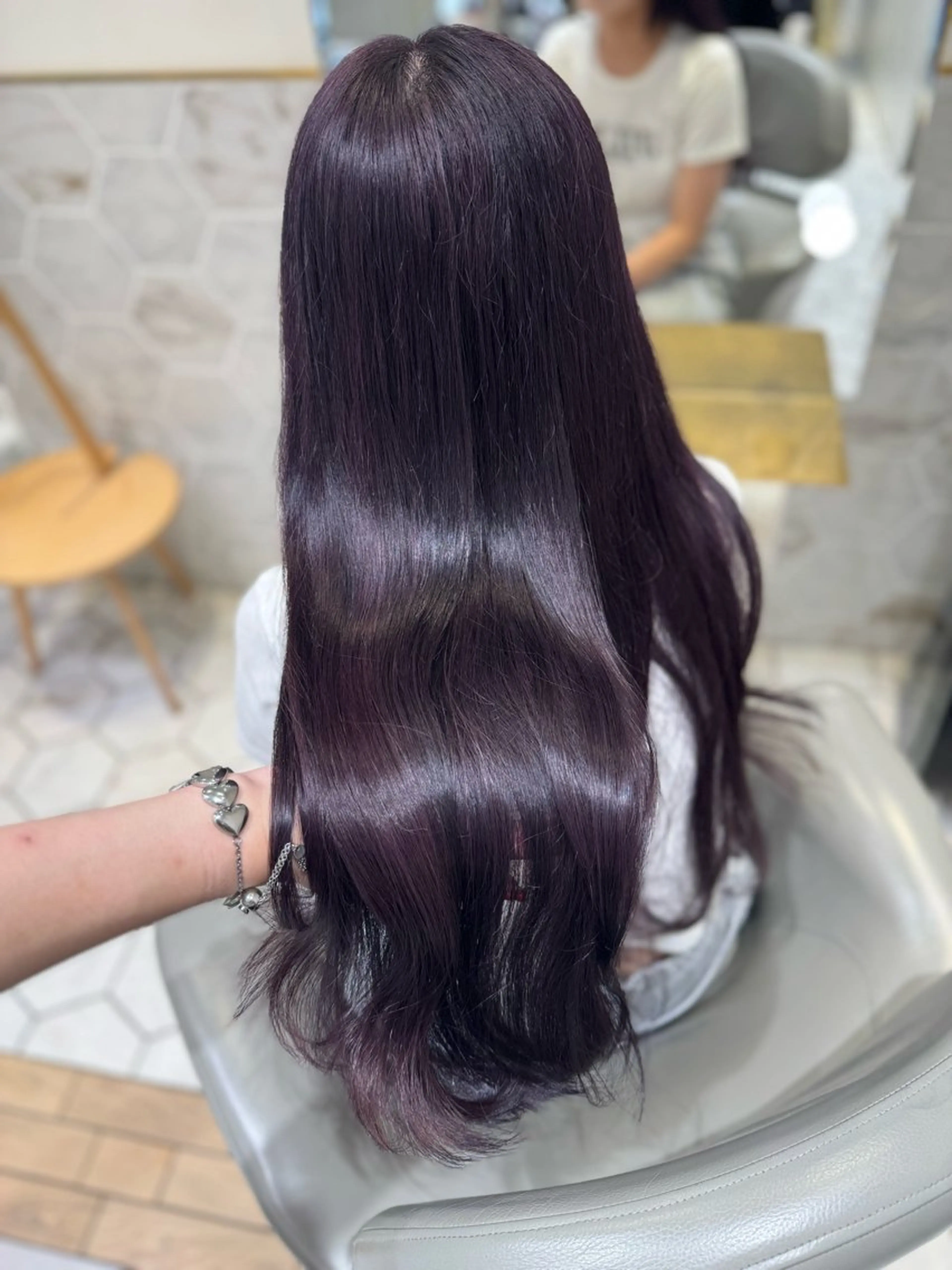 ロング カラー ラベンダーカラー ピンクカラー ヘアカラー costes 今井芽依のヘアスタイル