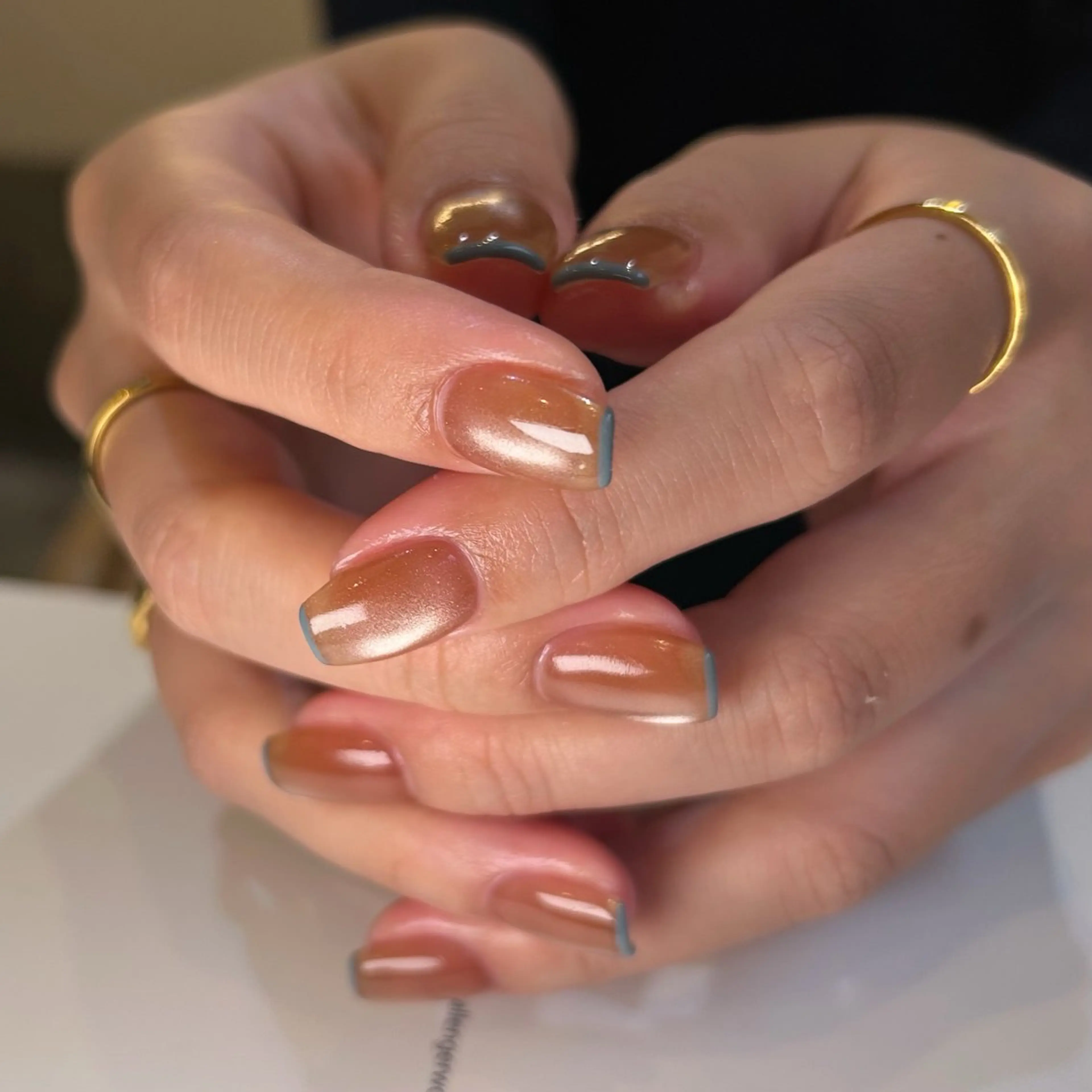 ネイル マグネットネイル Yumi シンプルネイルのネイルデザイン