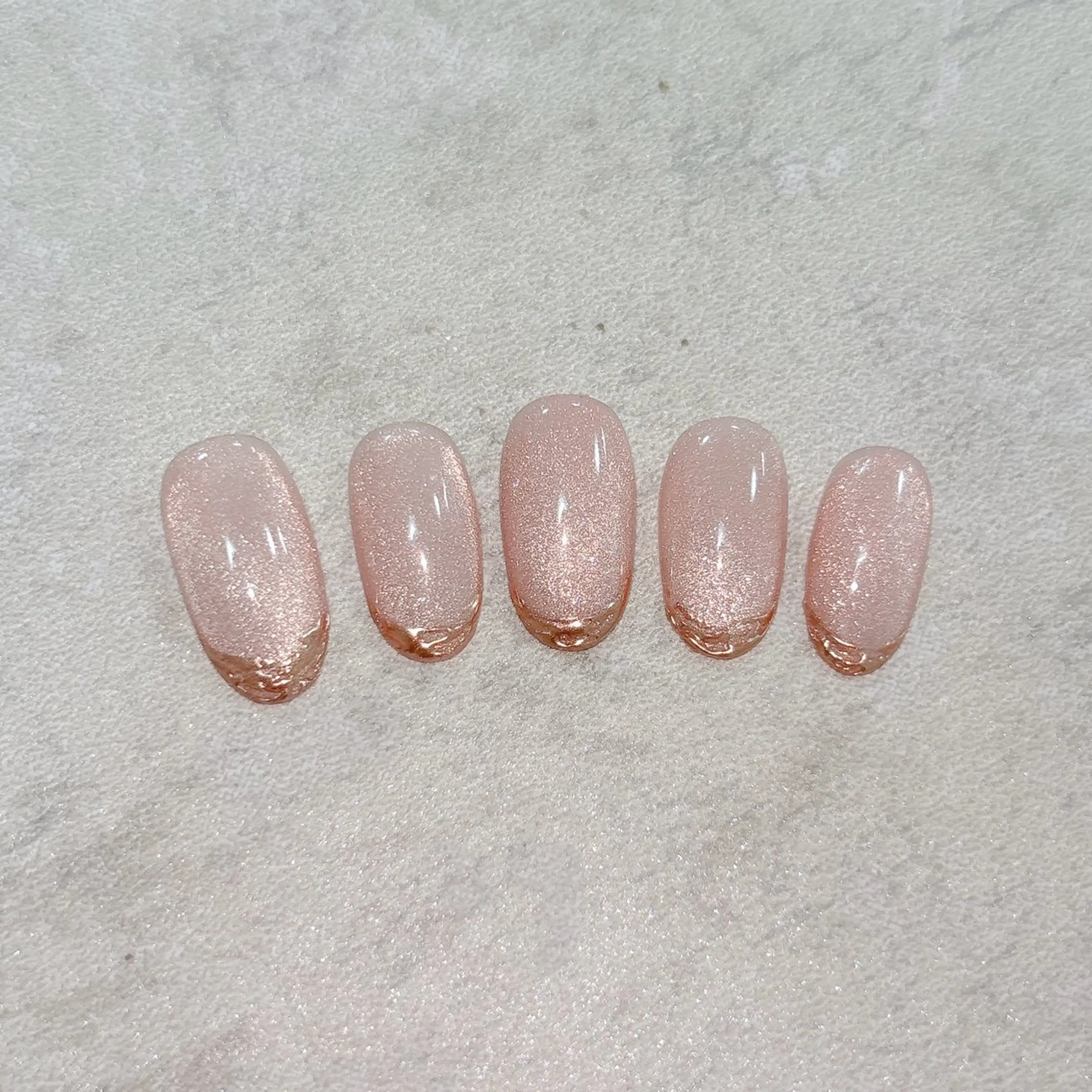 ネイル アネラ もか.⋆𝜗𝜚のネイルデザイン