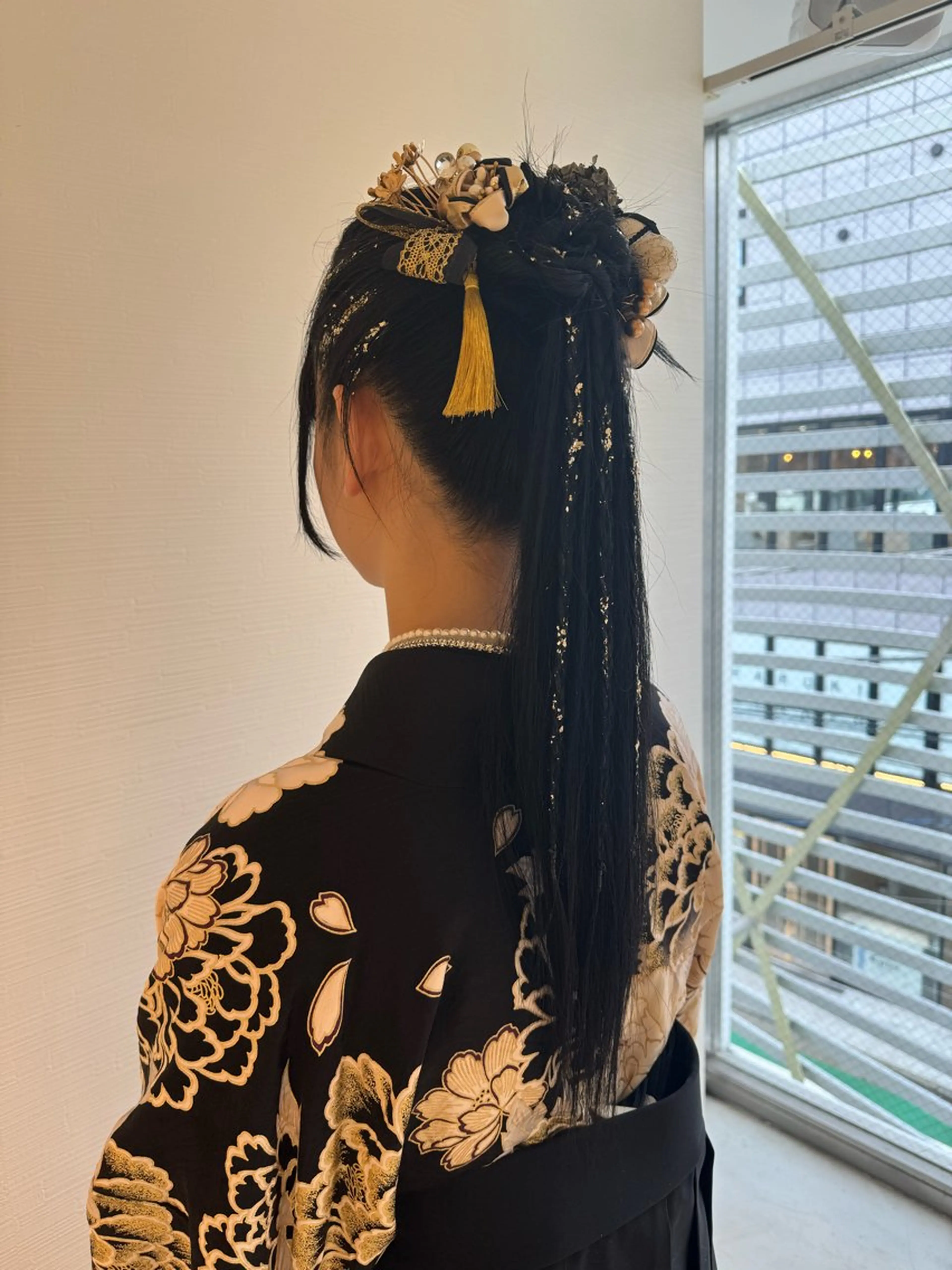 ロング ヘアアレンジ 卒業式のヘアスタイル ヘアセット 絶対カワイイ保証💕 カワノチヒロのヘアスタイル