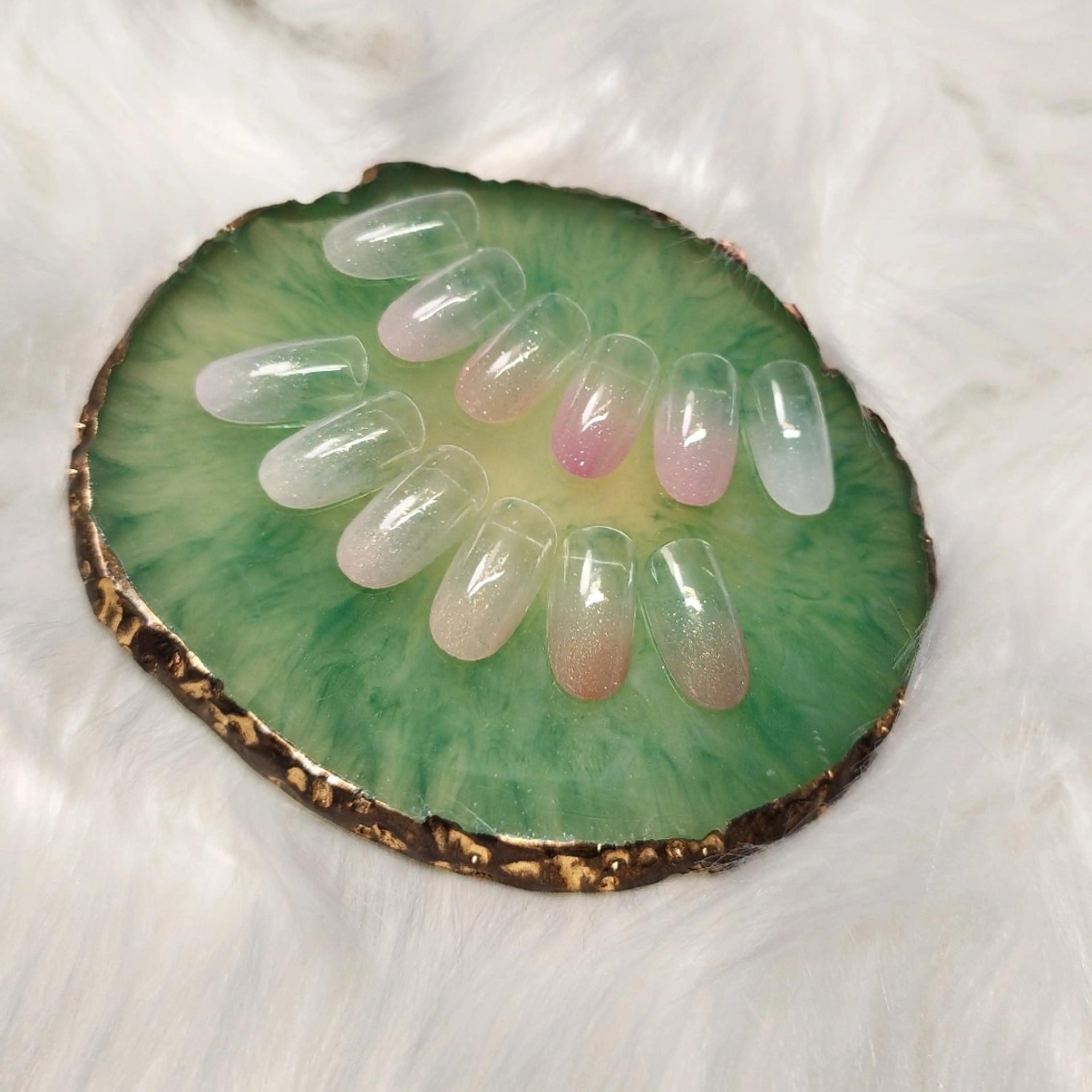 ネイル グラデーション ワンカラーネイル 春ネイル NailSalon ♾️Eight♾️のネイルデザイン