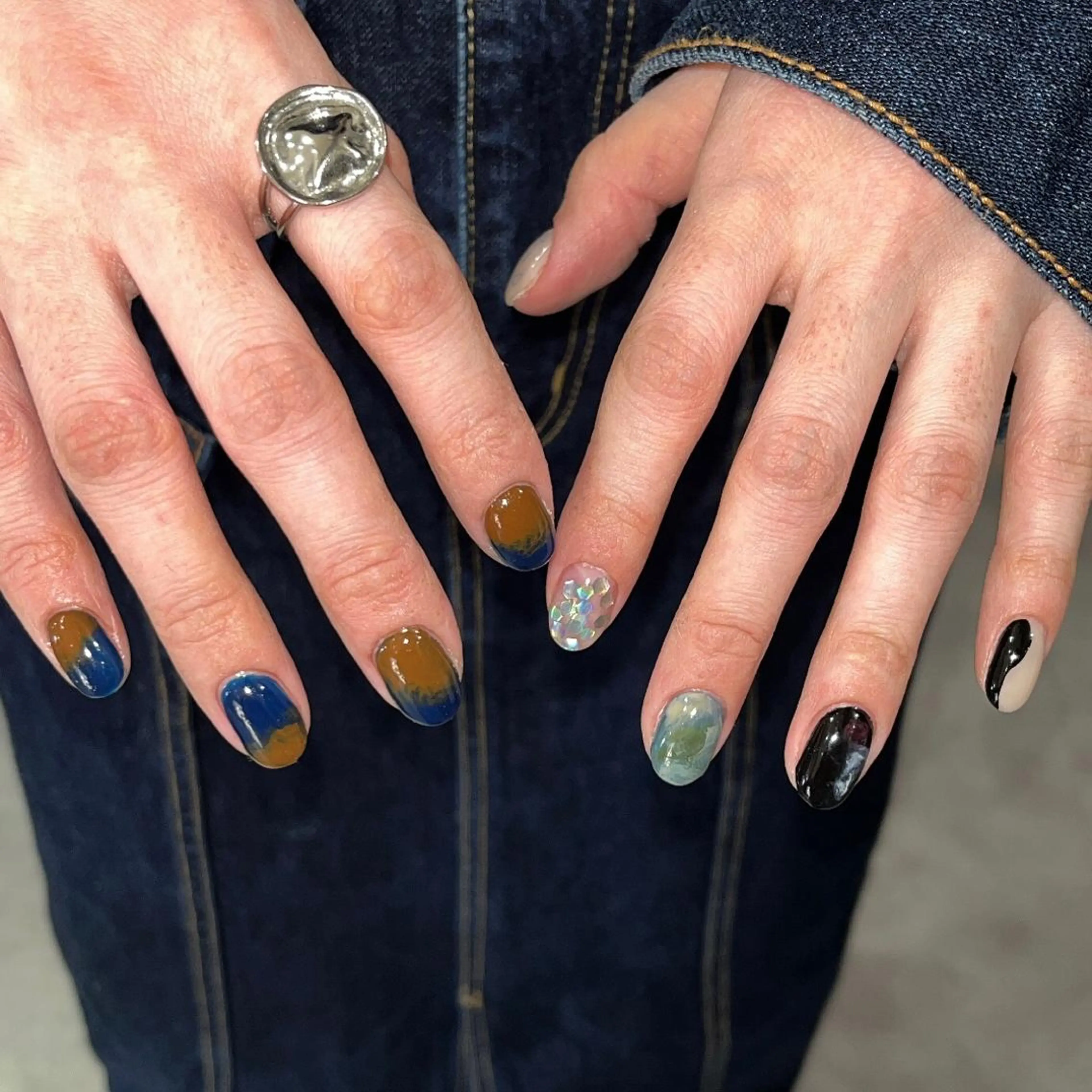 ネイル 🪐富島彩夏 /海外nail🪐のネイルデザイン